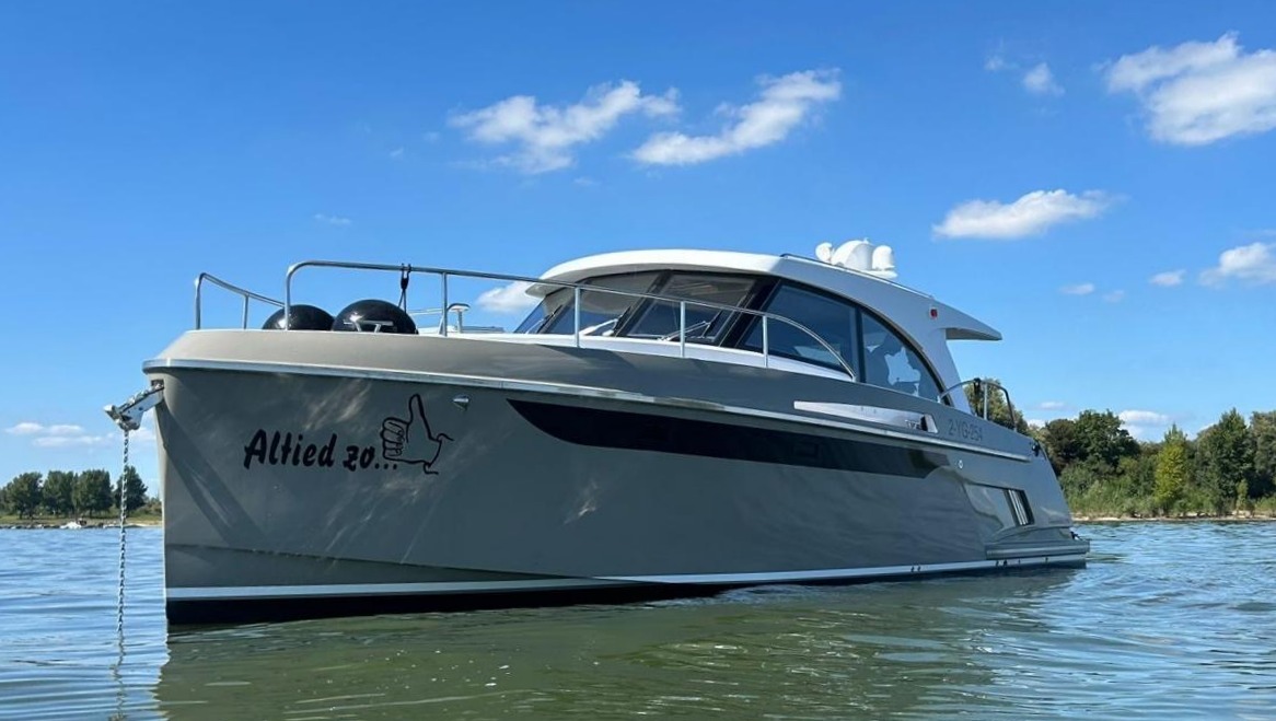 Motorboot Concordia 110 Sedan Paviljoen