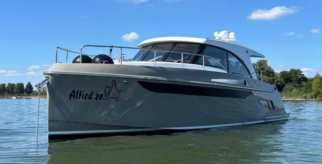 Motorboot Concordia 110 Sedan Paviljoen