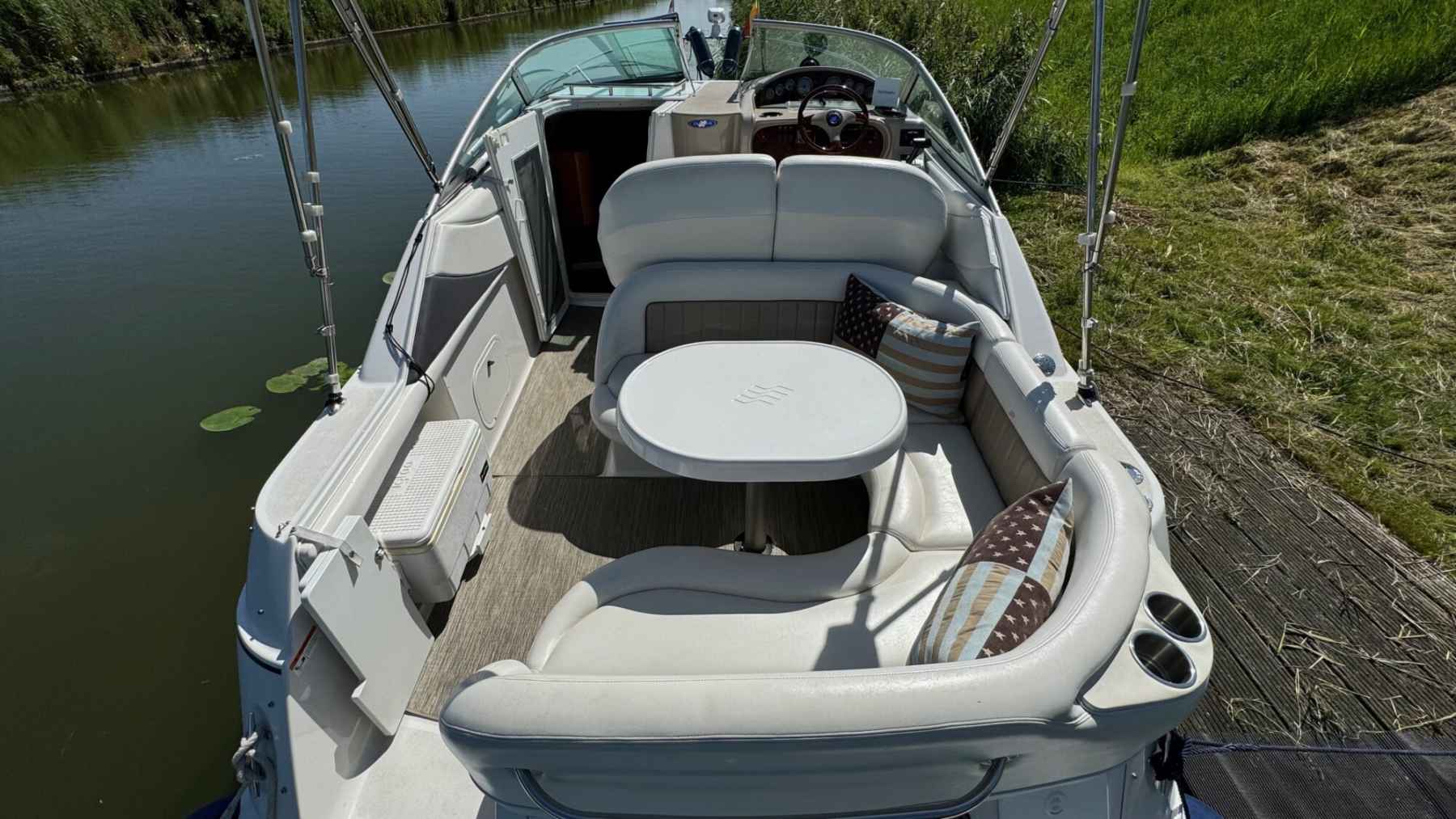 Motorboot Four Winns 248 Vista