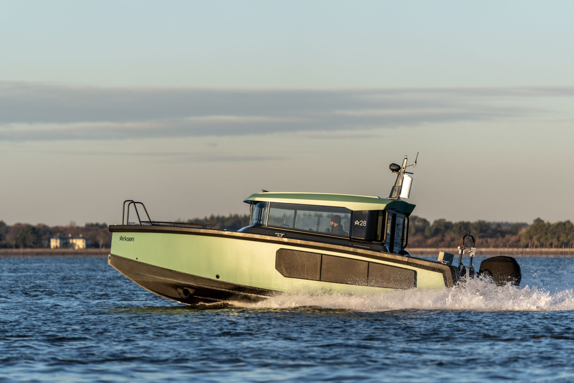 Motorboot Arksen 28