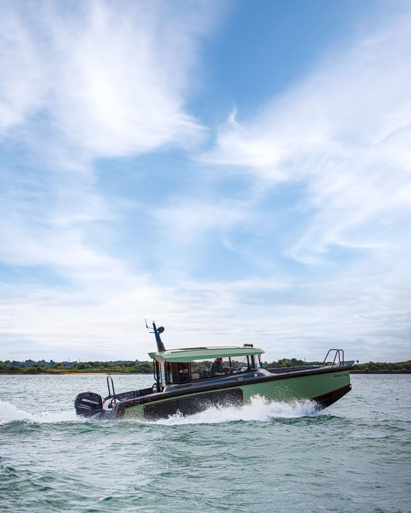 Motorboot Arksen 28