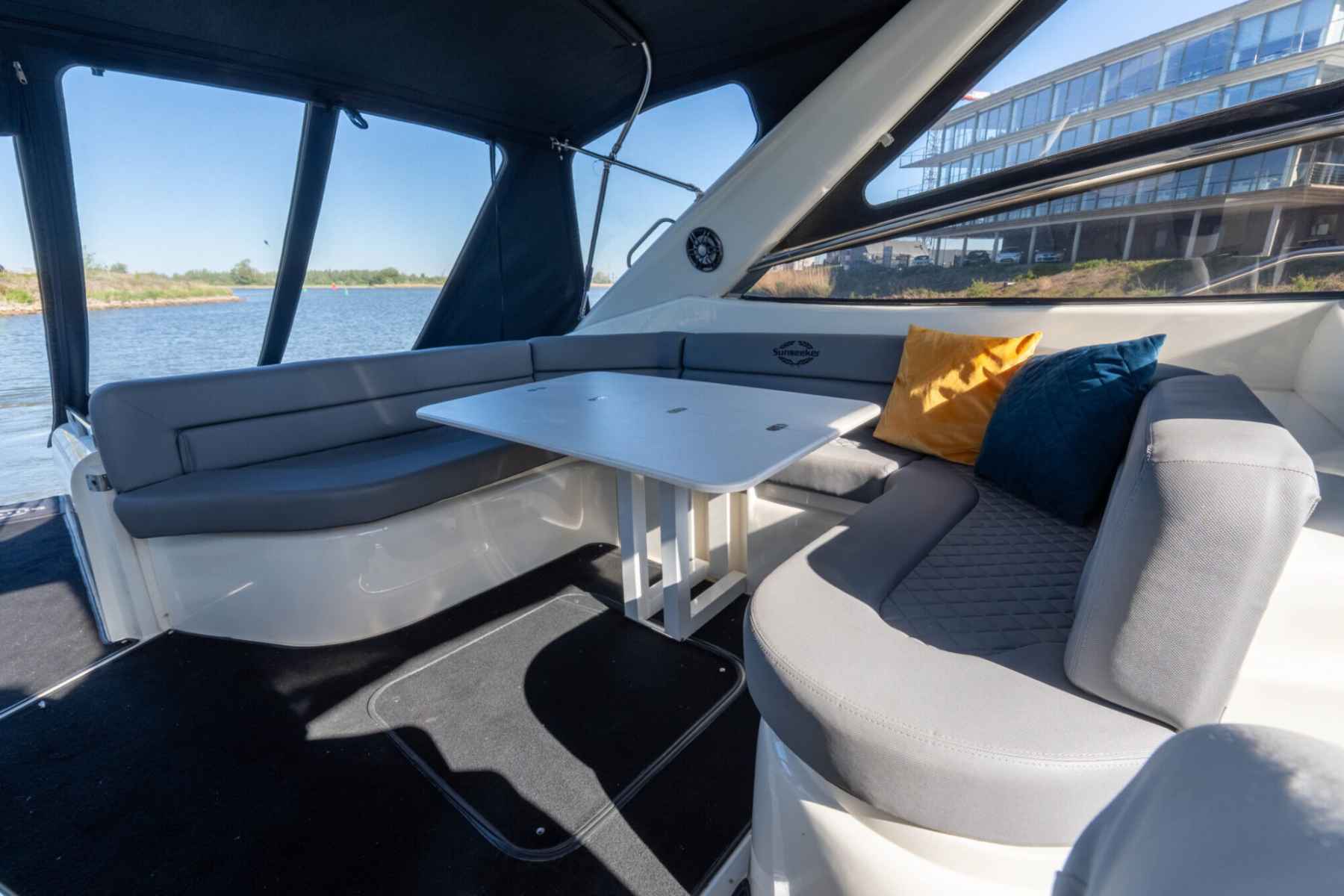 Motorboot Sunseeker Camarque 47 Cabrio
