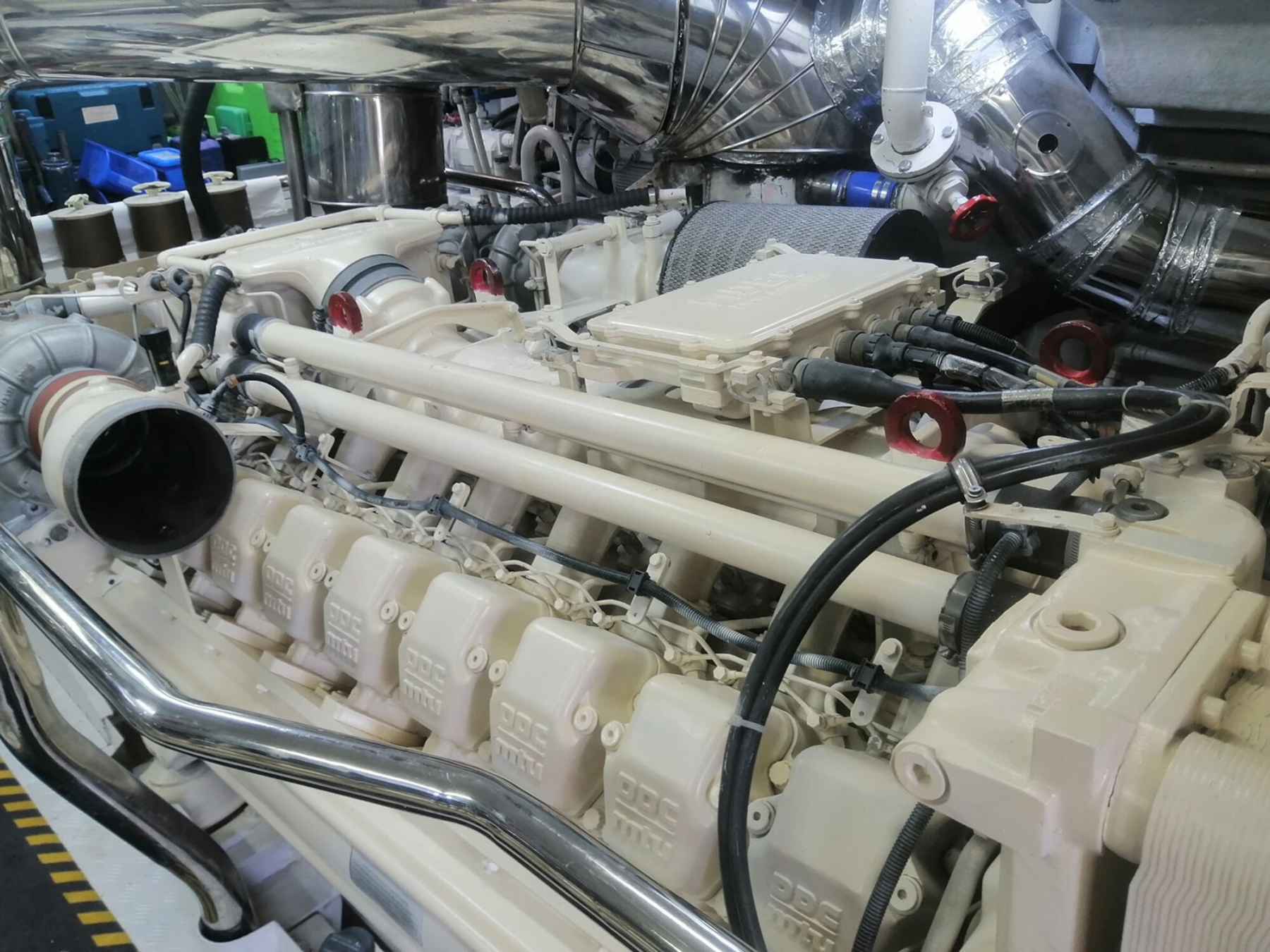Motorboot Falcon 100