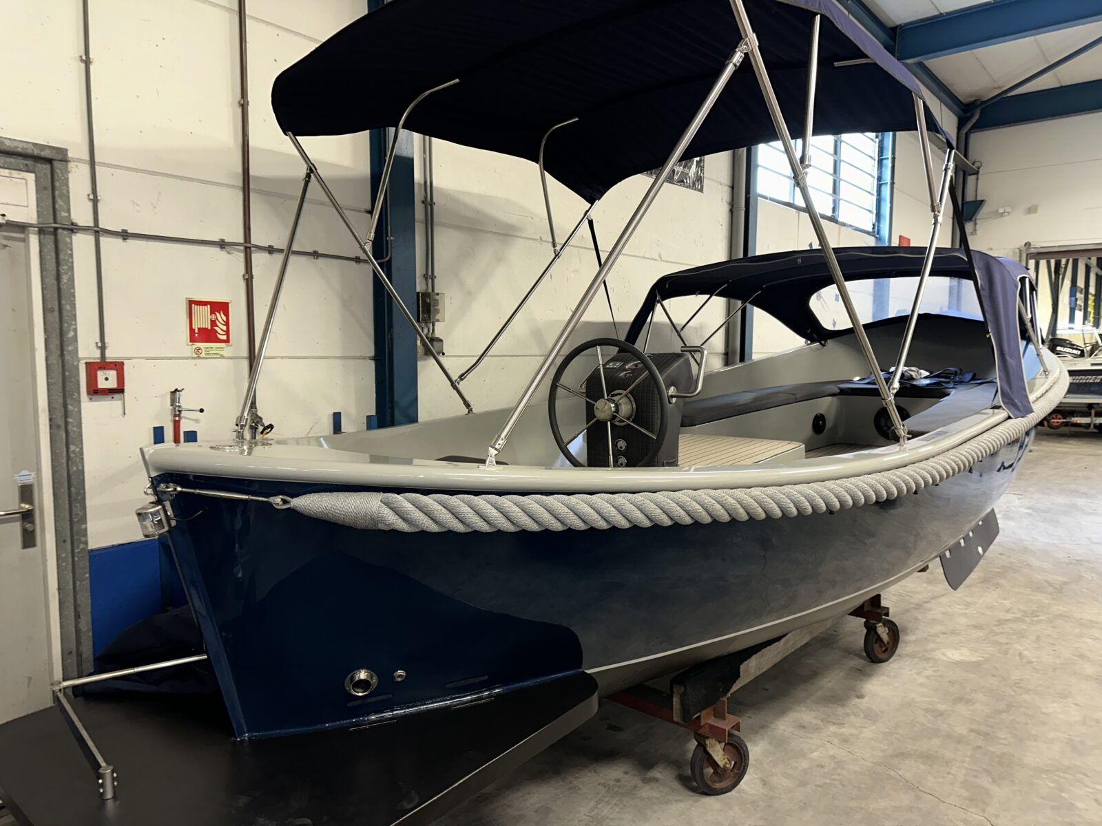 Motorboot Dutch Steel Sloep 740