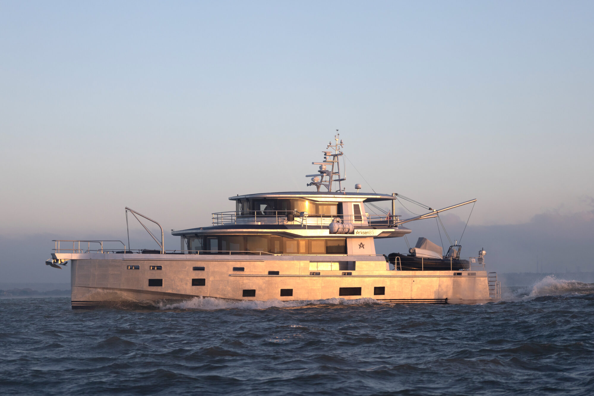 Motorboot Arksen 85