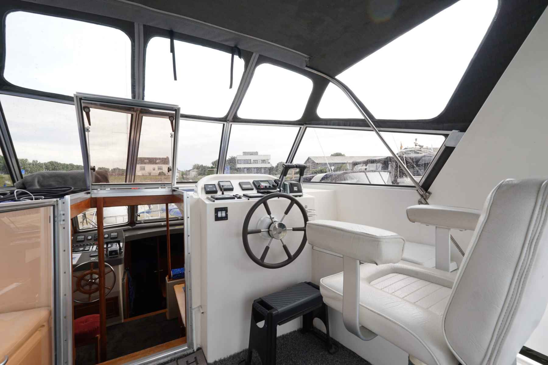 Motorboot Atlantic 37