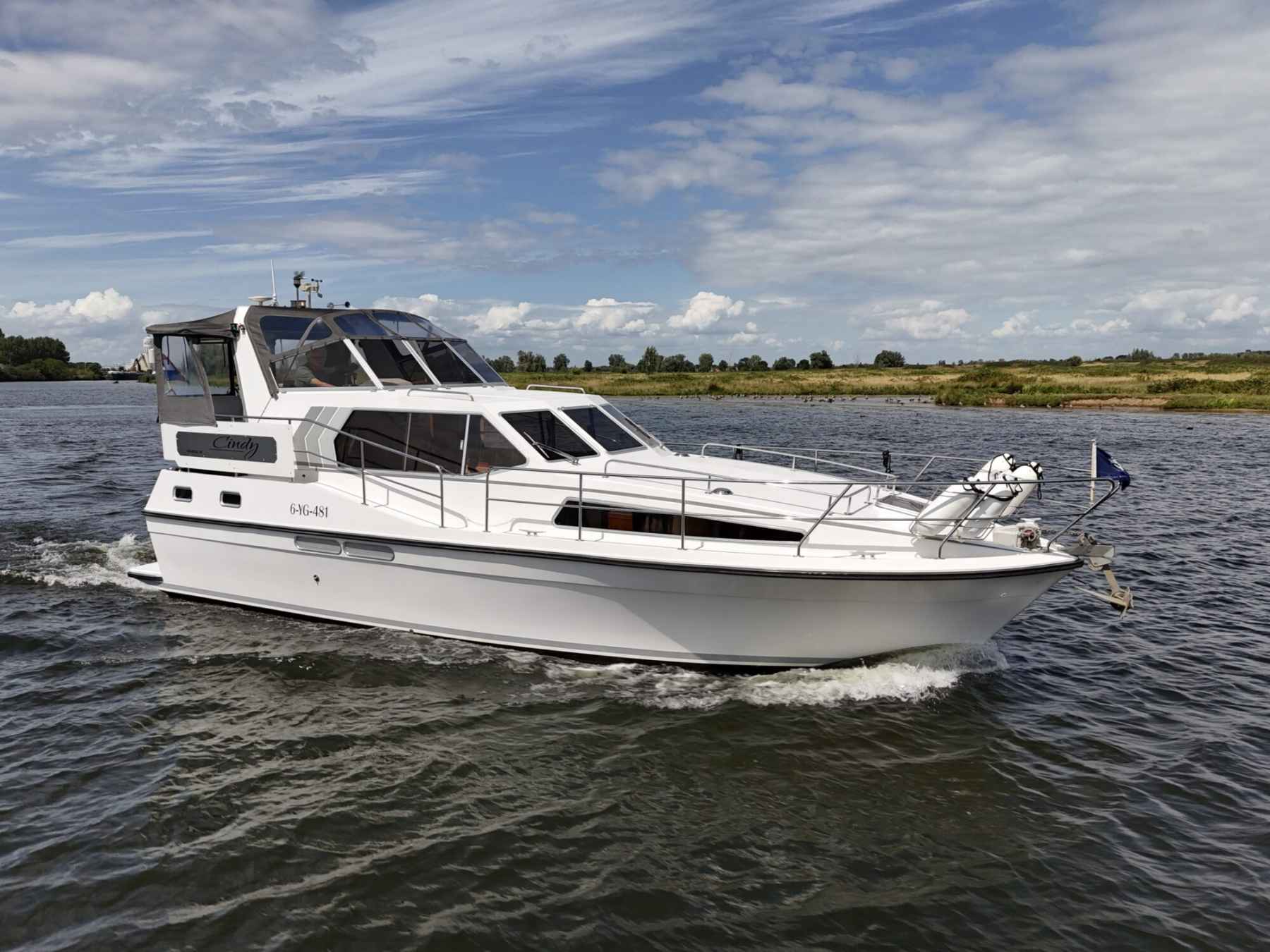 Motorboot Atlantic 37