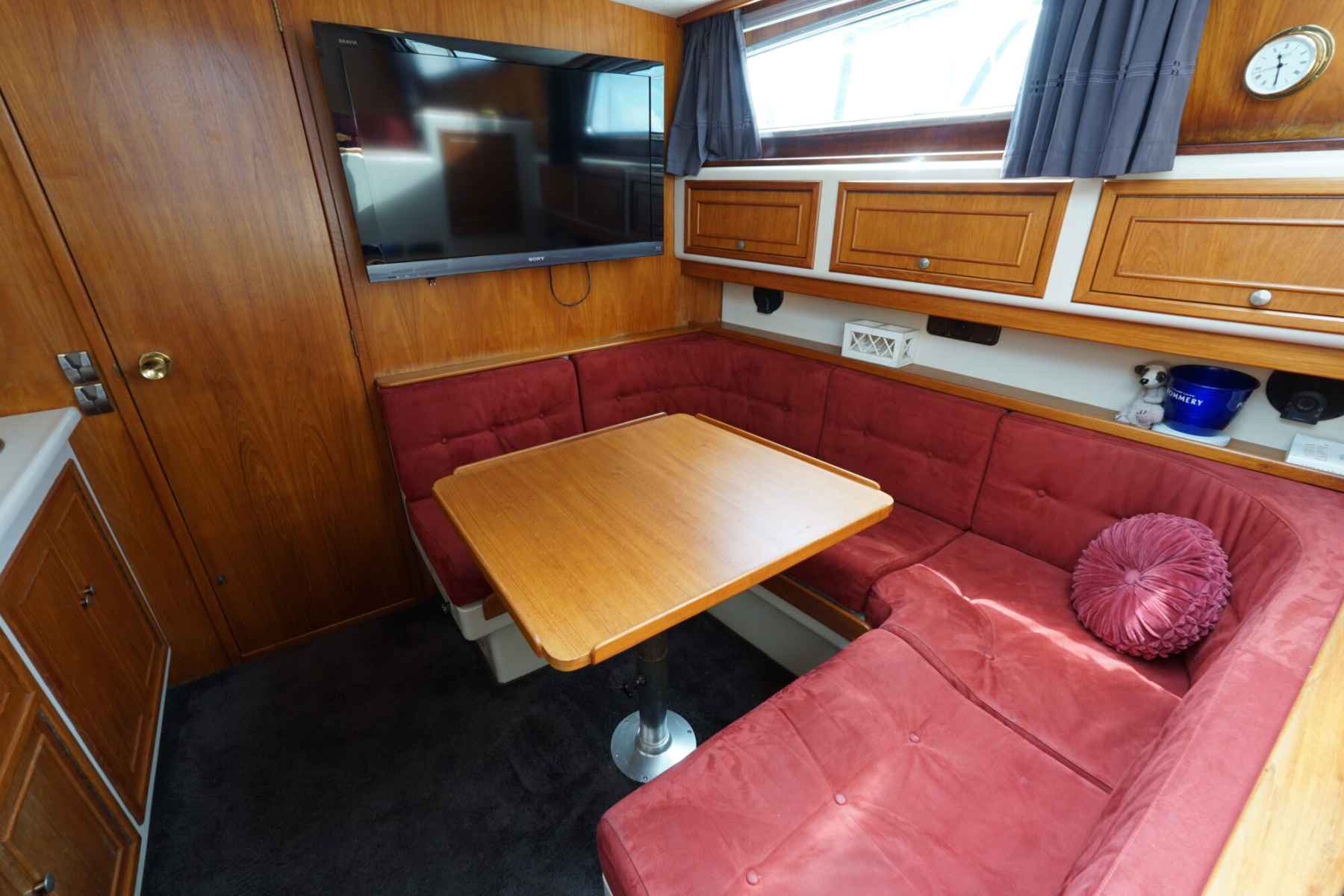 Motorboot Atlantic 37