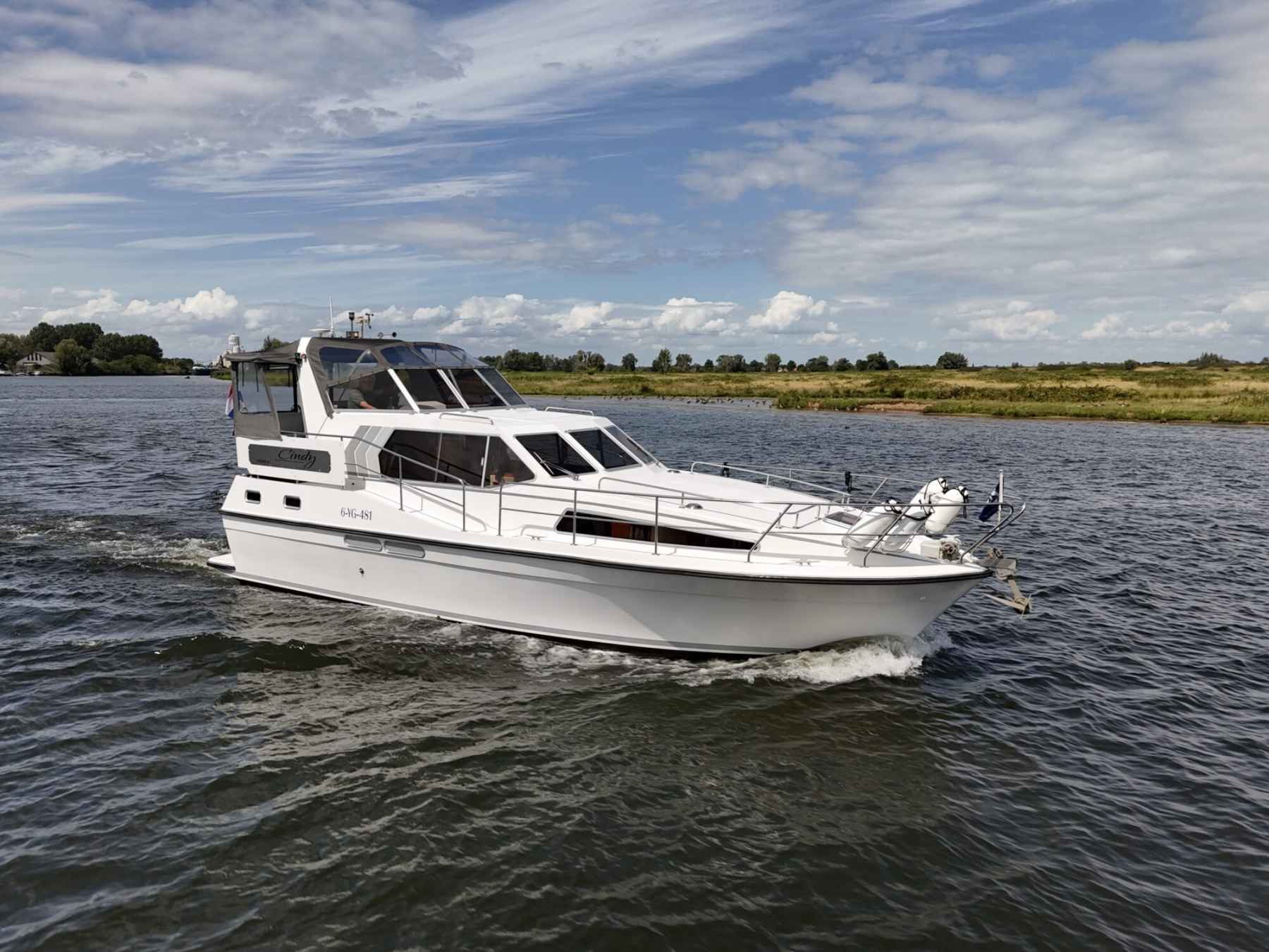 Motorboot Atlantic 37