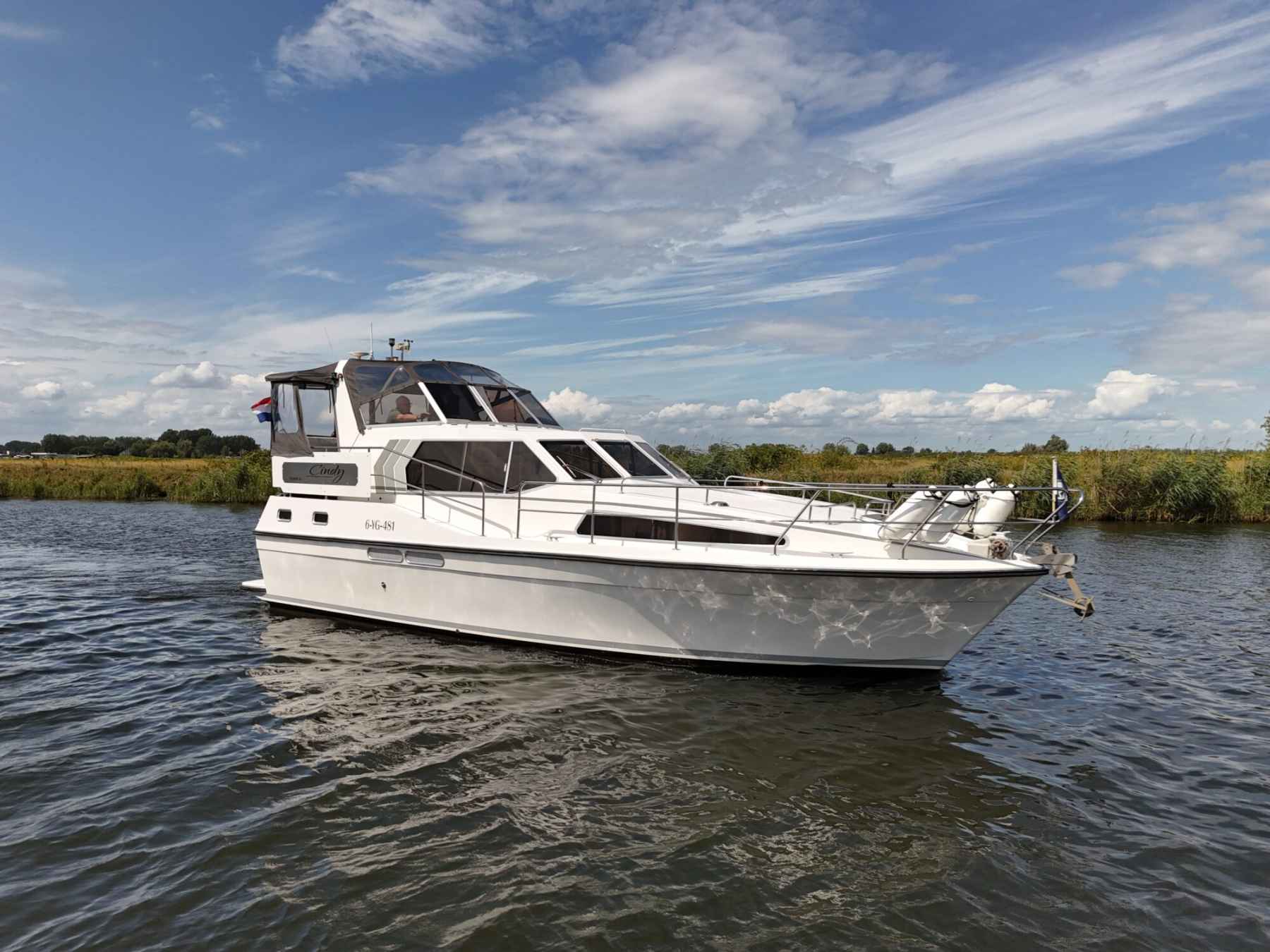 Motorboot Atlantic 37
