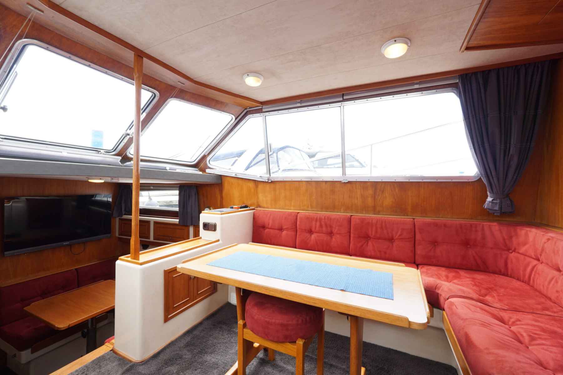 Motorboot Atlantic 37