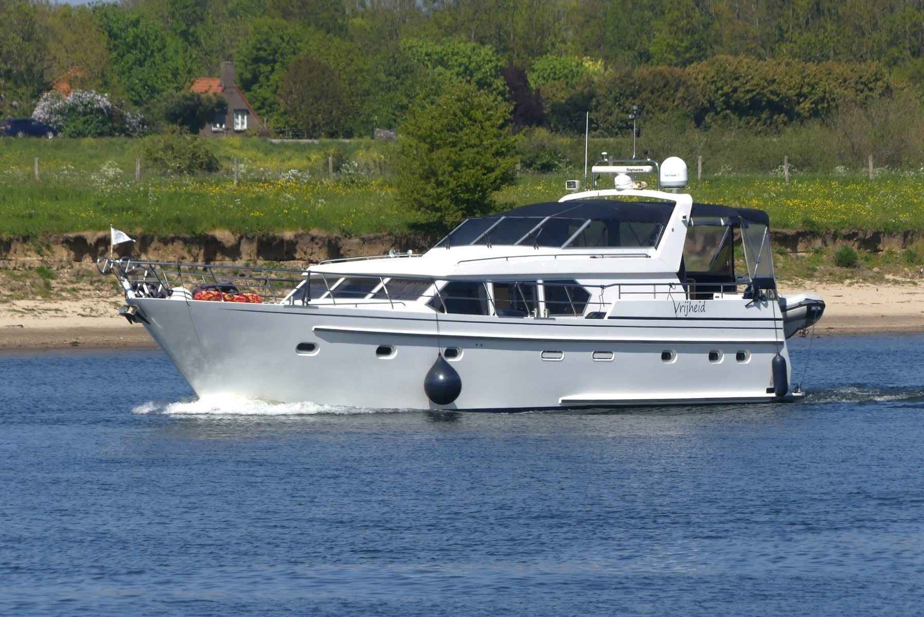 Motorboot Van der Valk Valk Continental 15.50 Cabrio