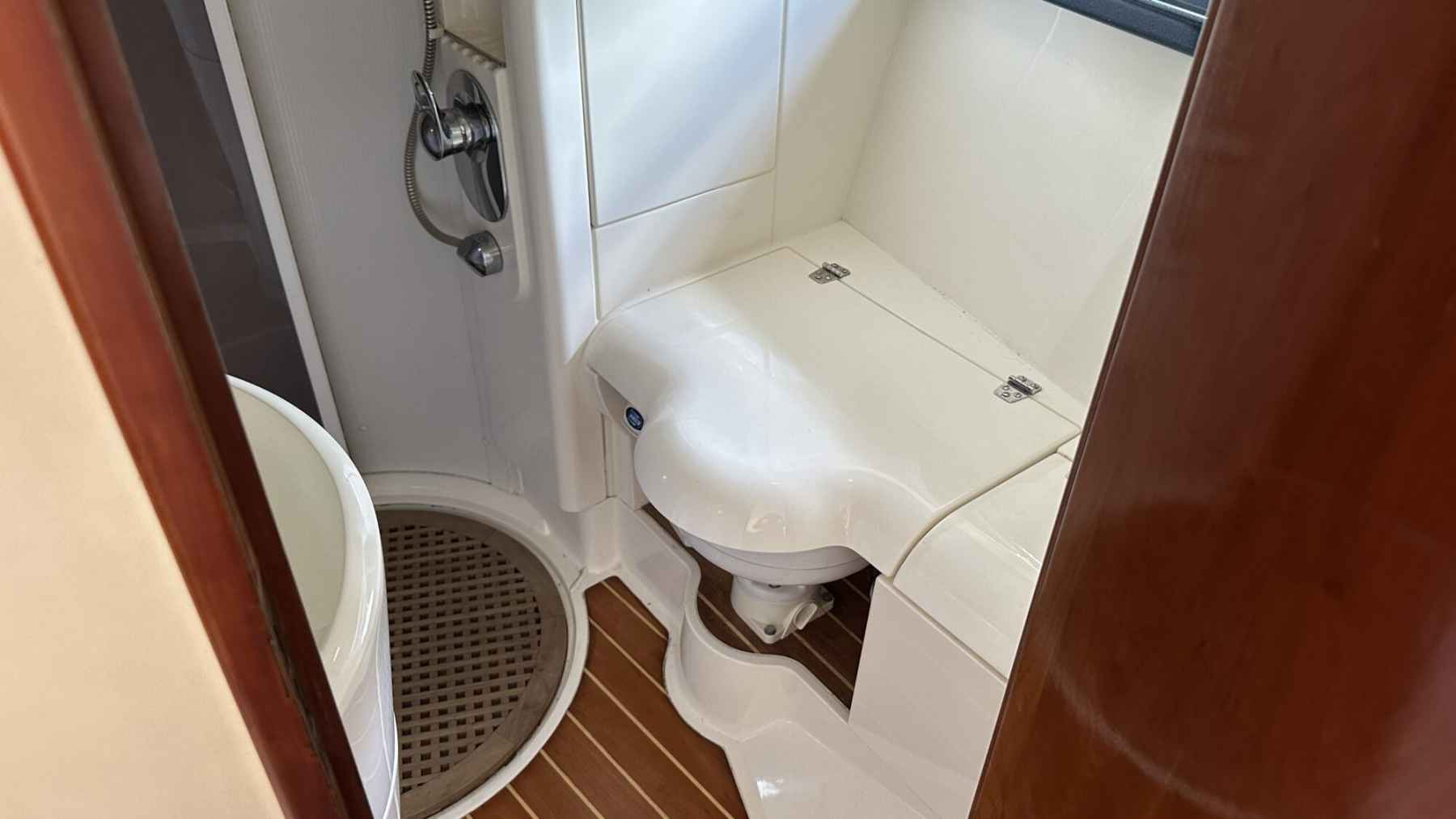 Motorboot Fairline Phantom 40 Flybridge