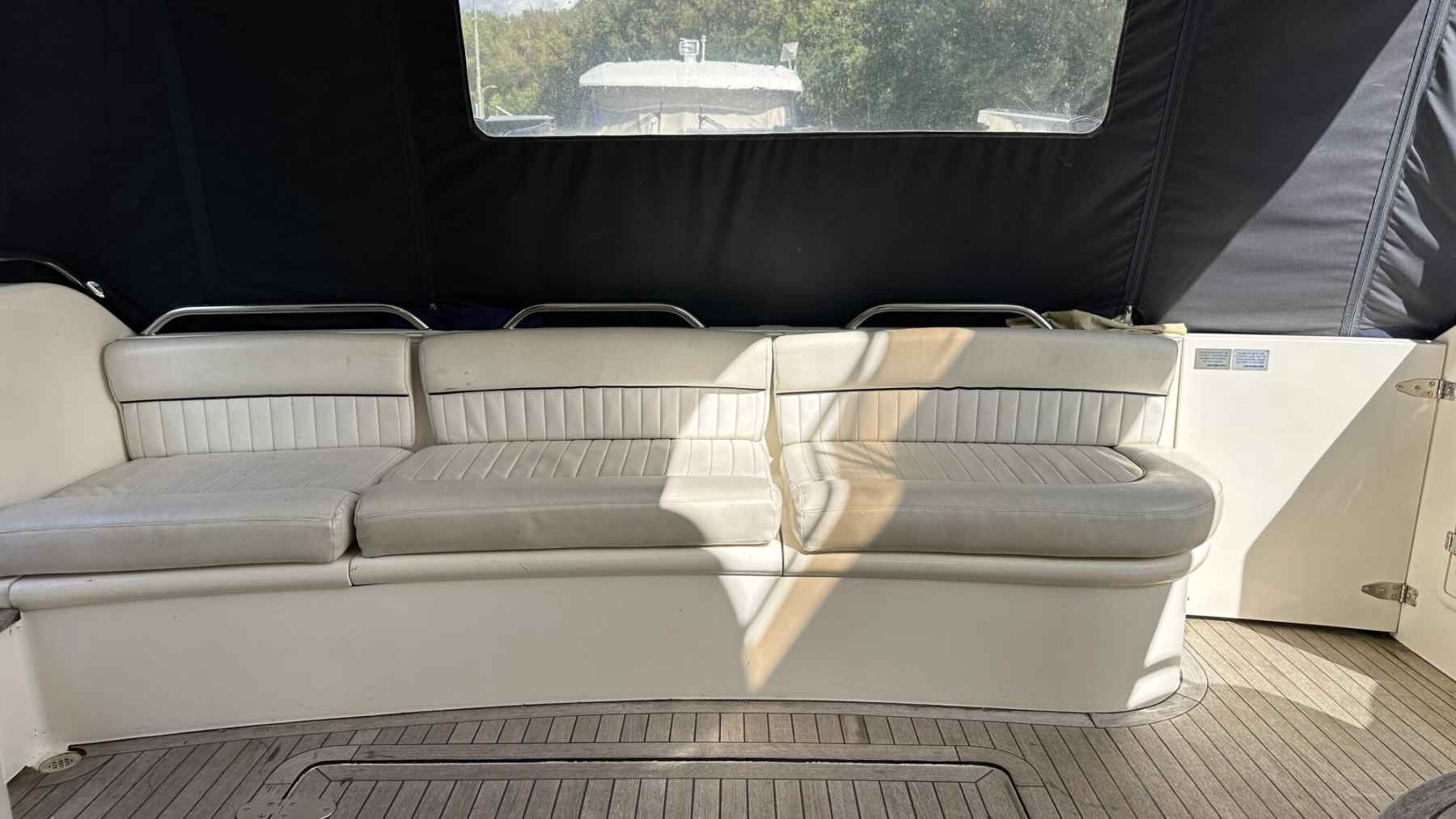 Motorboot Fairline Phantom 40 Flybridge