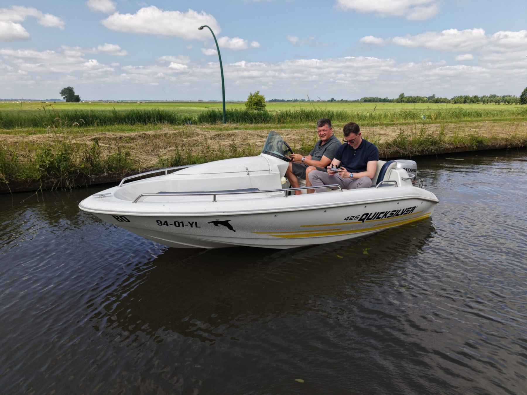 Motorboot Quicksilver 425 Open