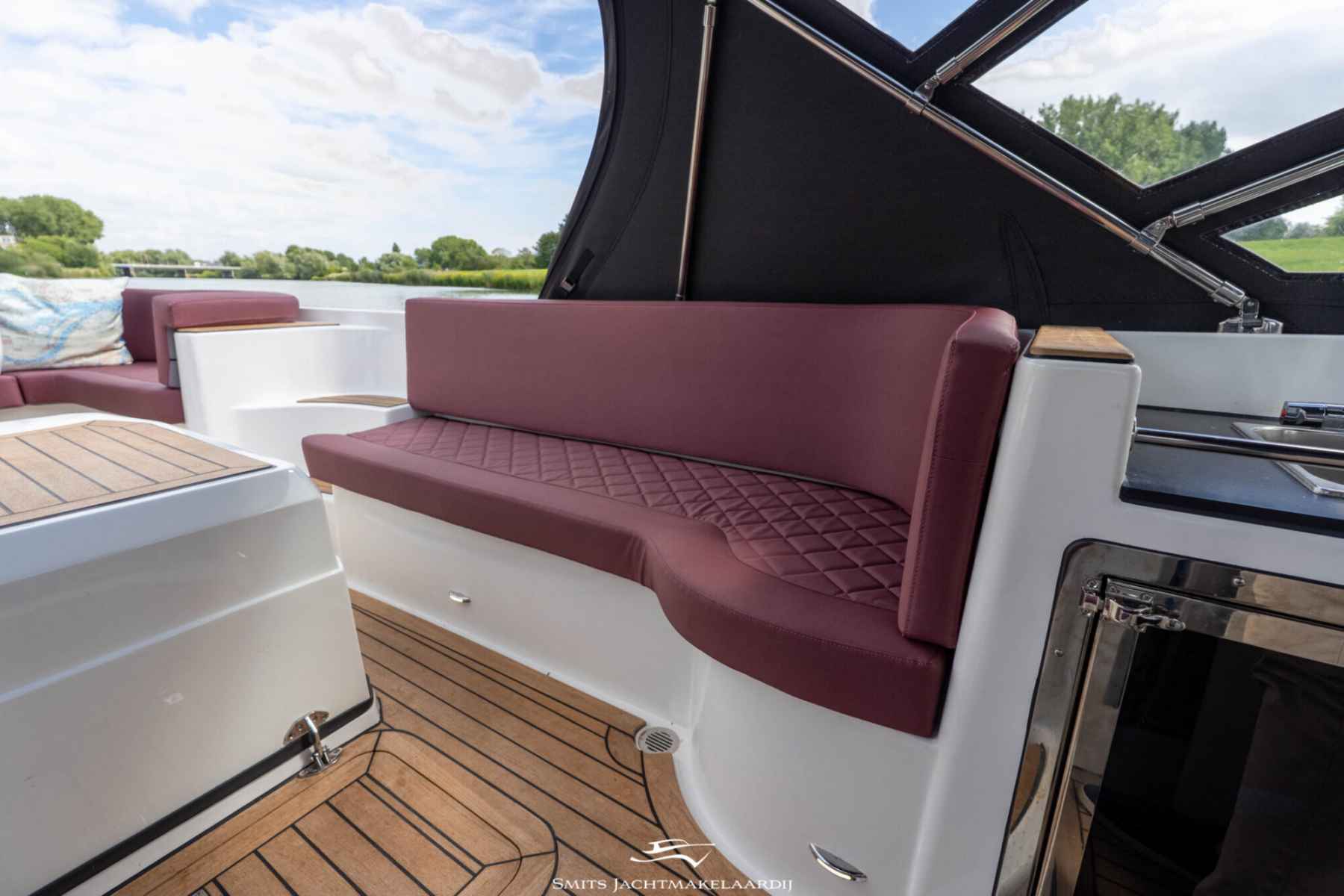 Motorboot Bola GS Tender 27 Semi Cabin