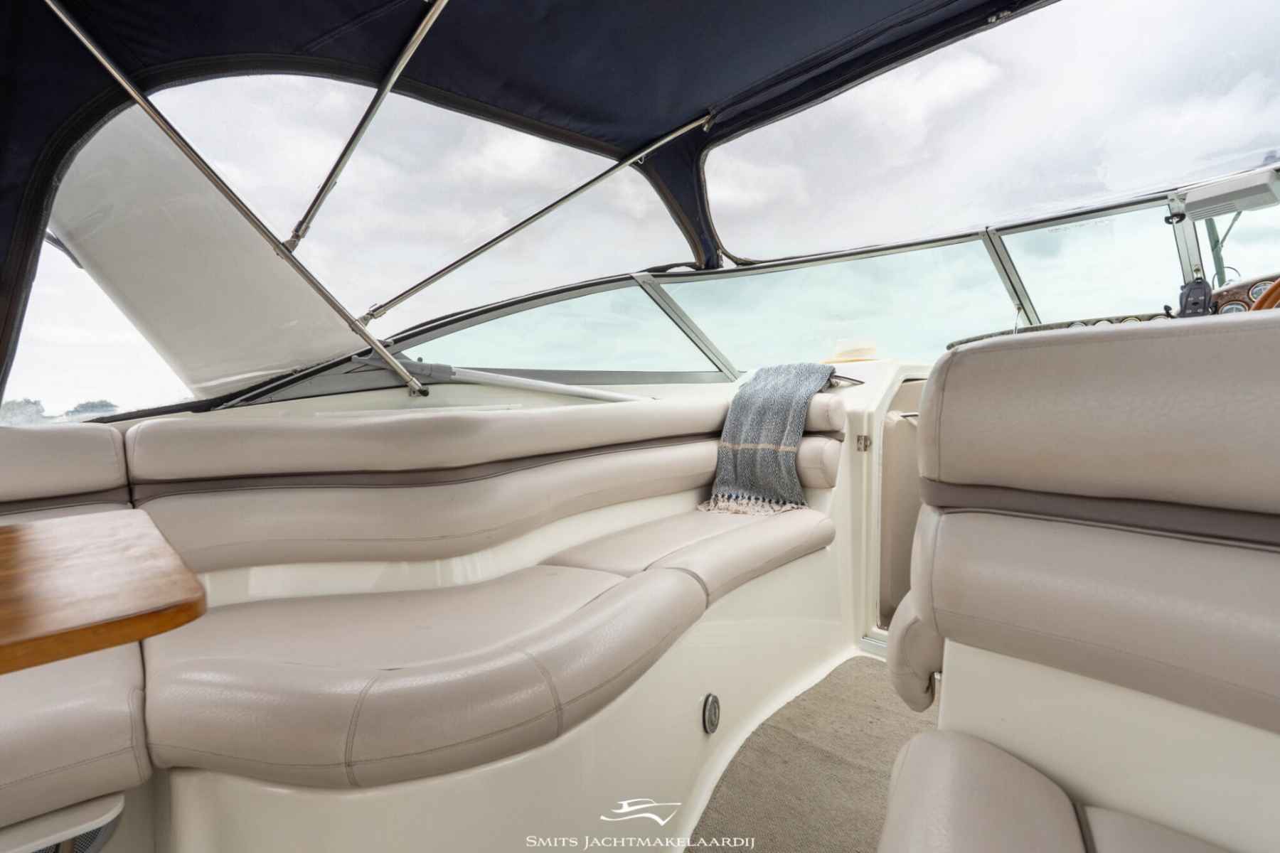 Motorboot Doral 300 SE