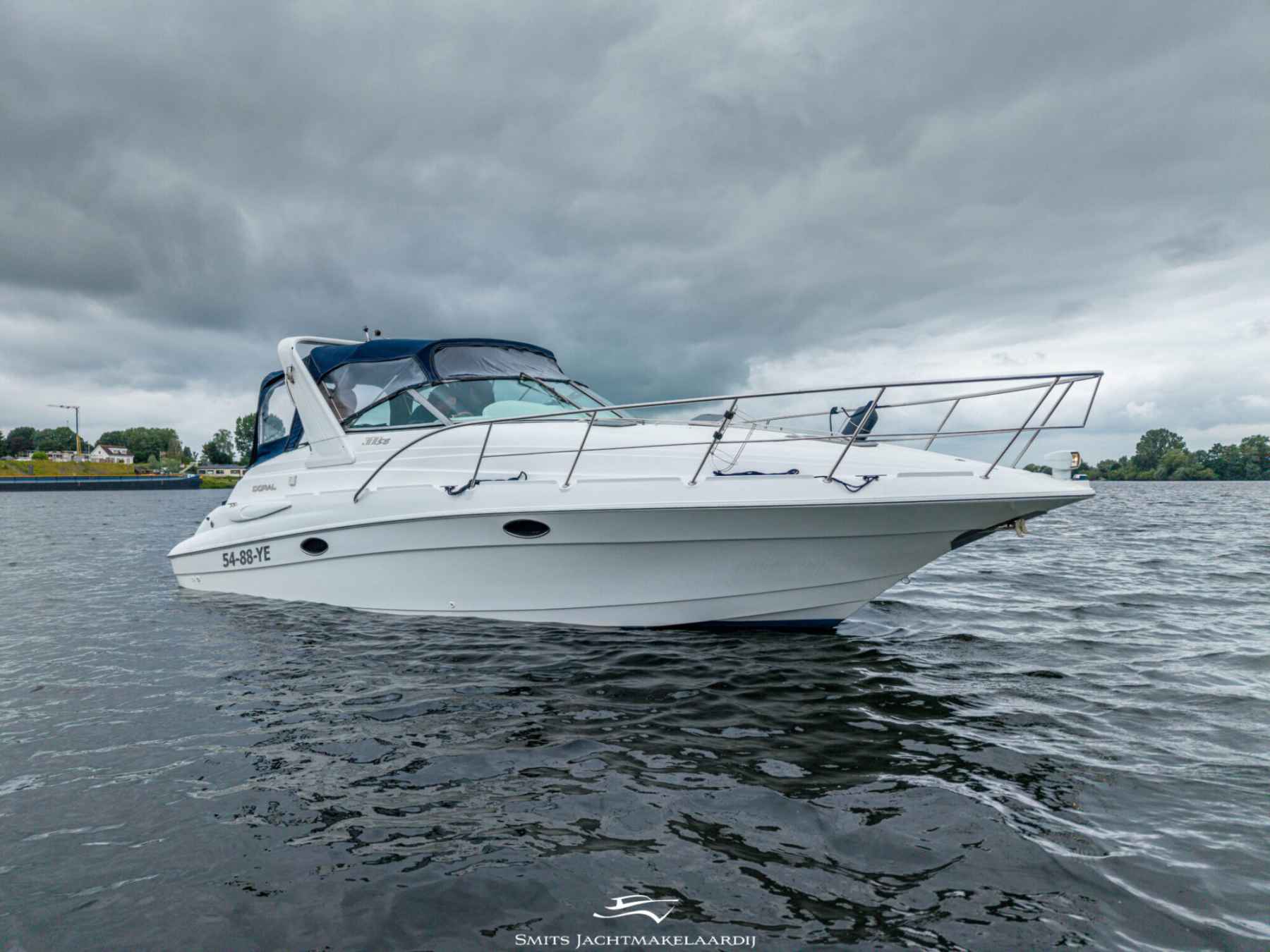 Motorboot Doral 300 SE