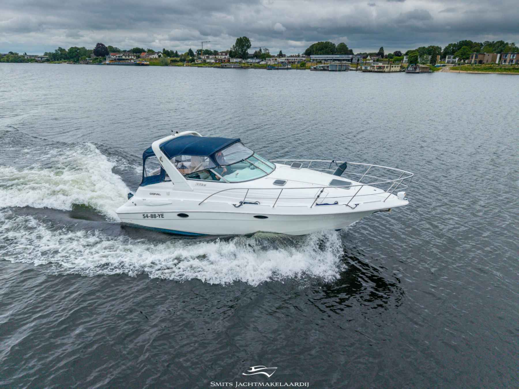 Motorboot Doral 300 SE