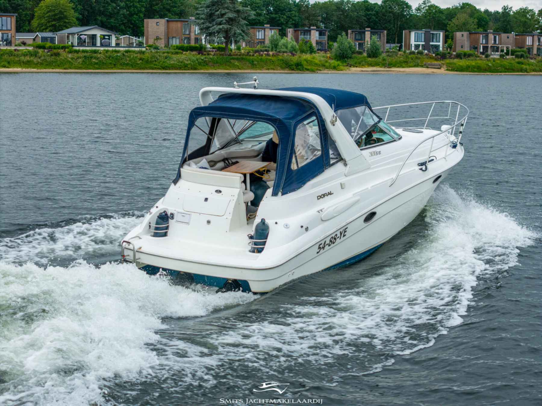 Motorboot Doral 300 SE