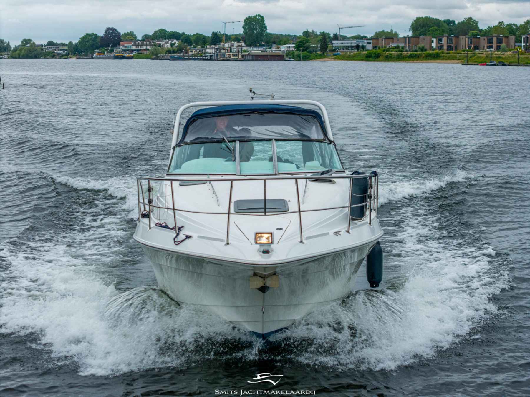 Motorboot Doral 300 SE