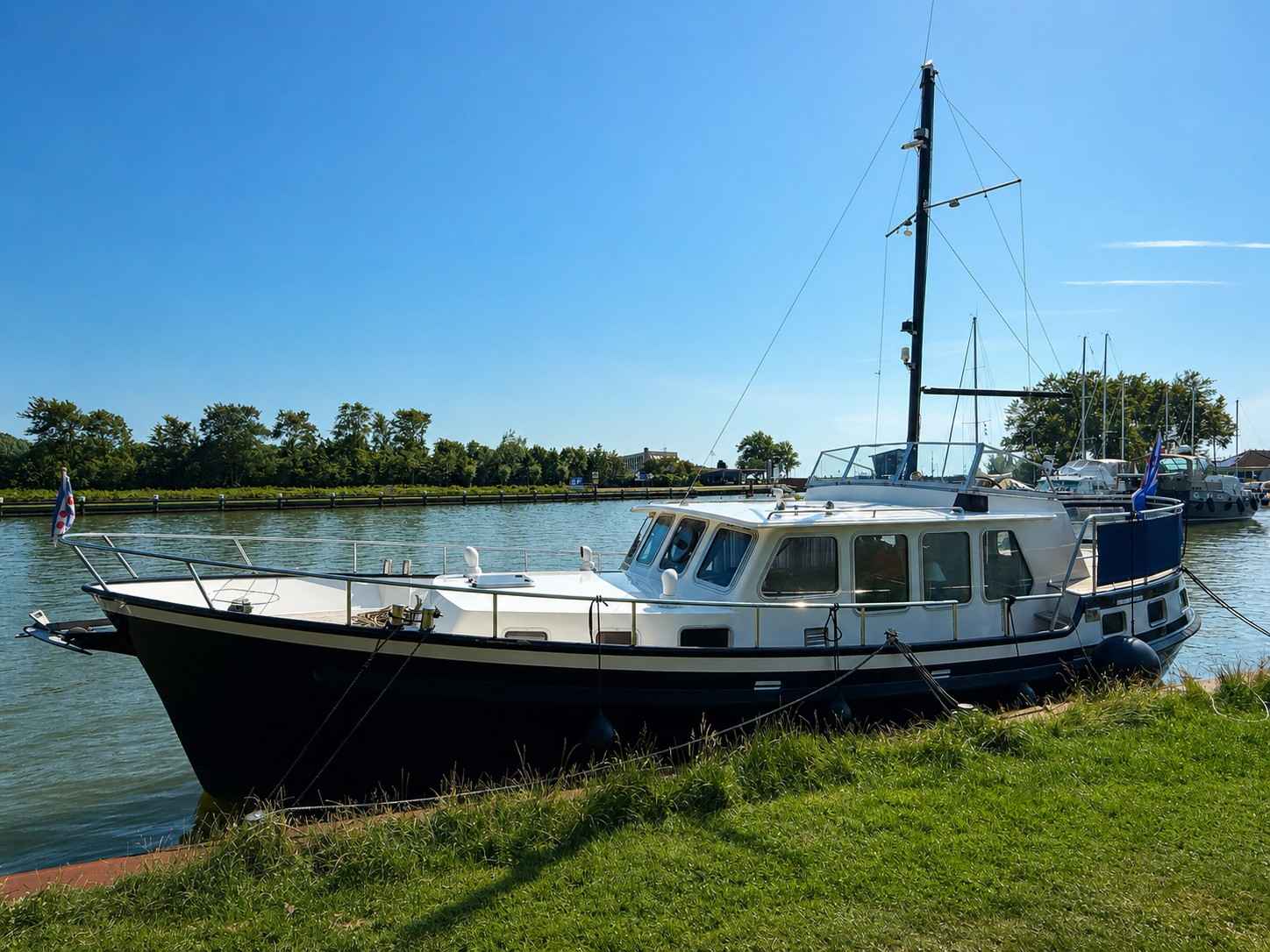 Motorboot Super Lauwersmeer Kotter 12.80 AK Cabrio