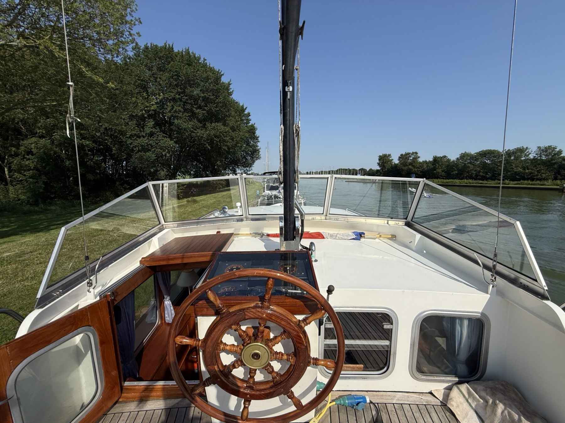Motorboot Super Lauwersmeer Kotter 12.80 AK Cabrio