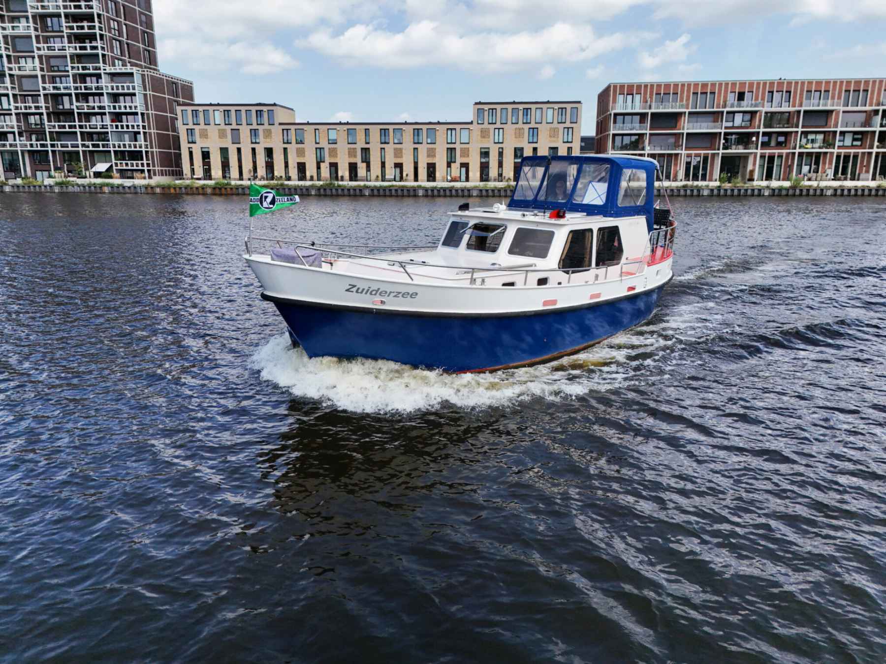 Motorboot Monty Bank Kotter 38 AK Cabrio