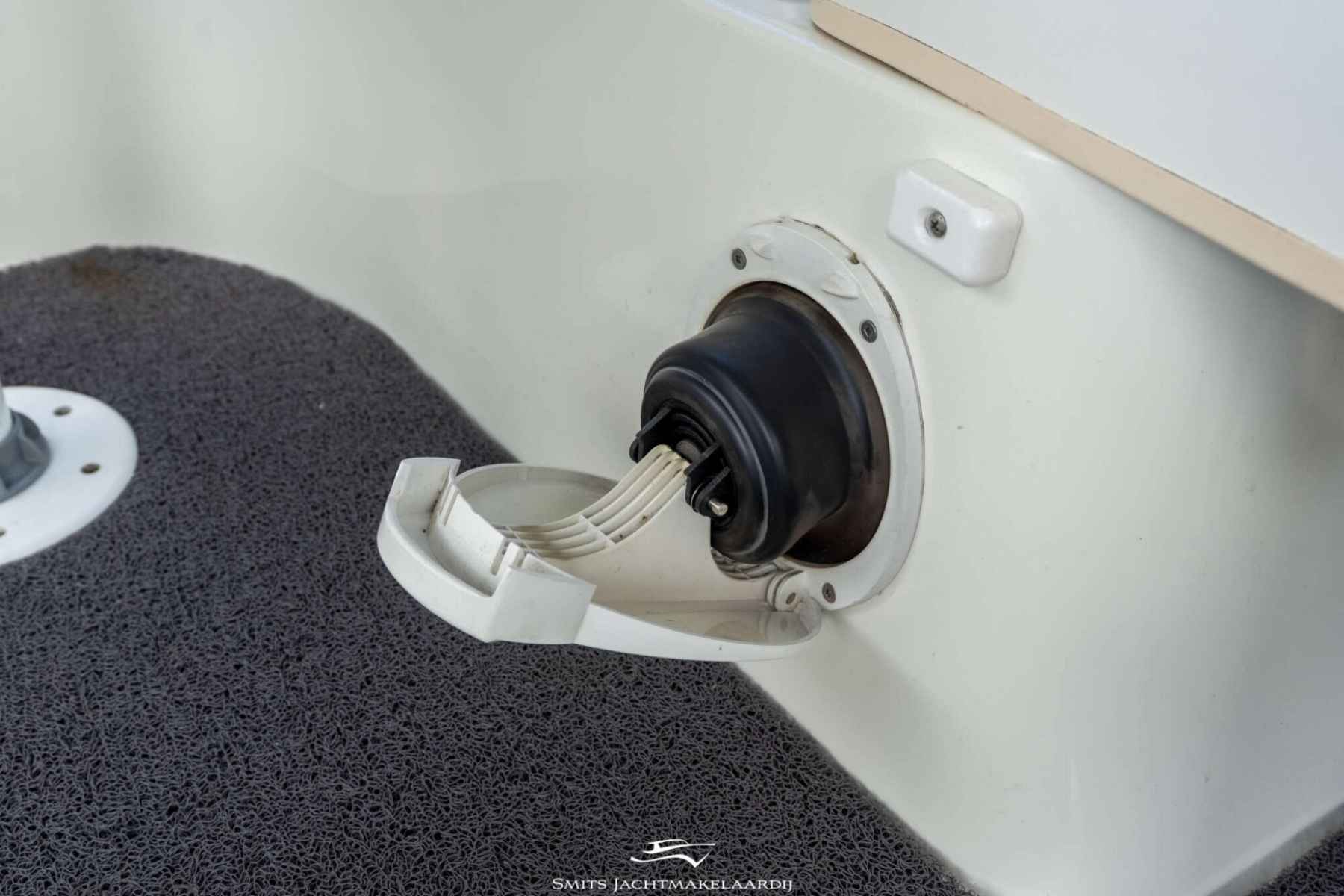Motorboot Smartliner 19 Cuddy