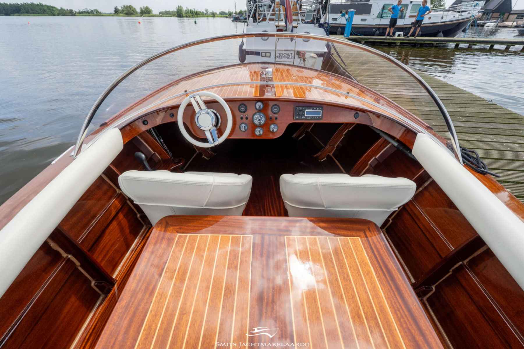 Motorboot Divank Uscire 635
