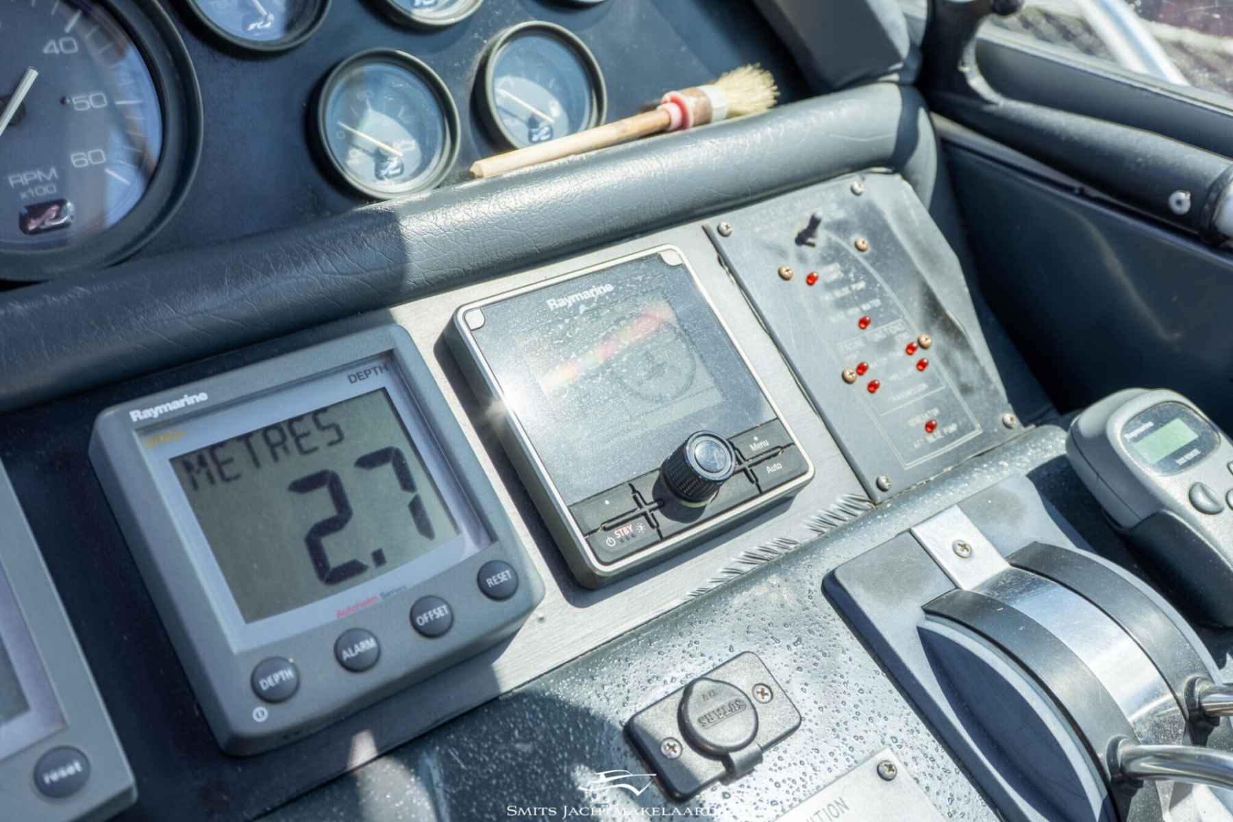 Motorboot Sea Ray 370 Express Cruiser