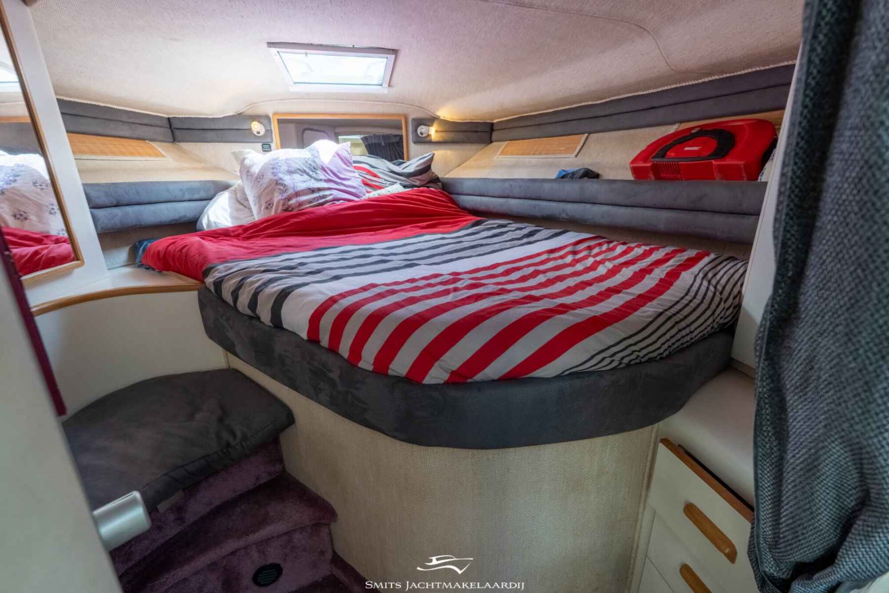 Motorboot Sea Ray 370 Express Cruiser