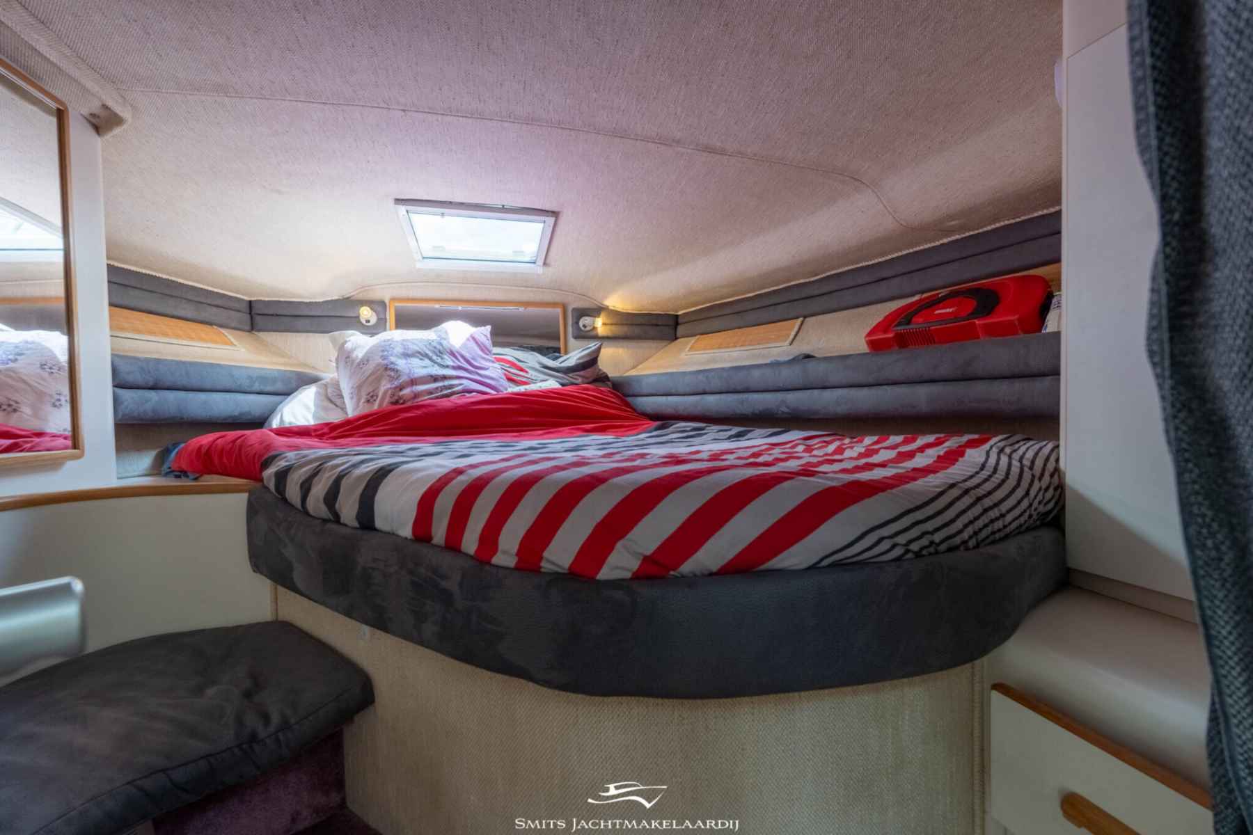 Motorboot Sea Ray 370 Express Cruiser