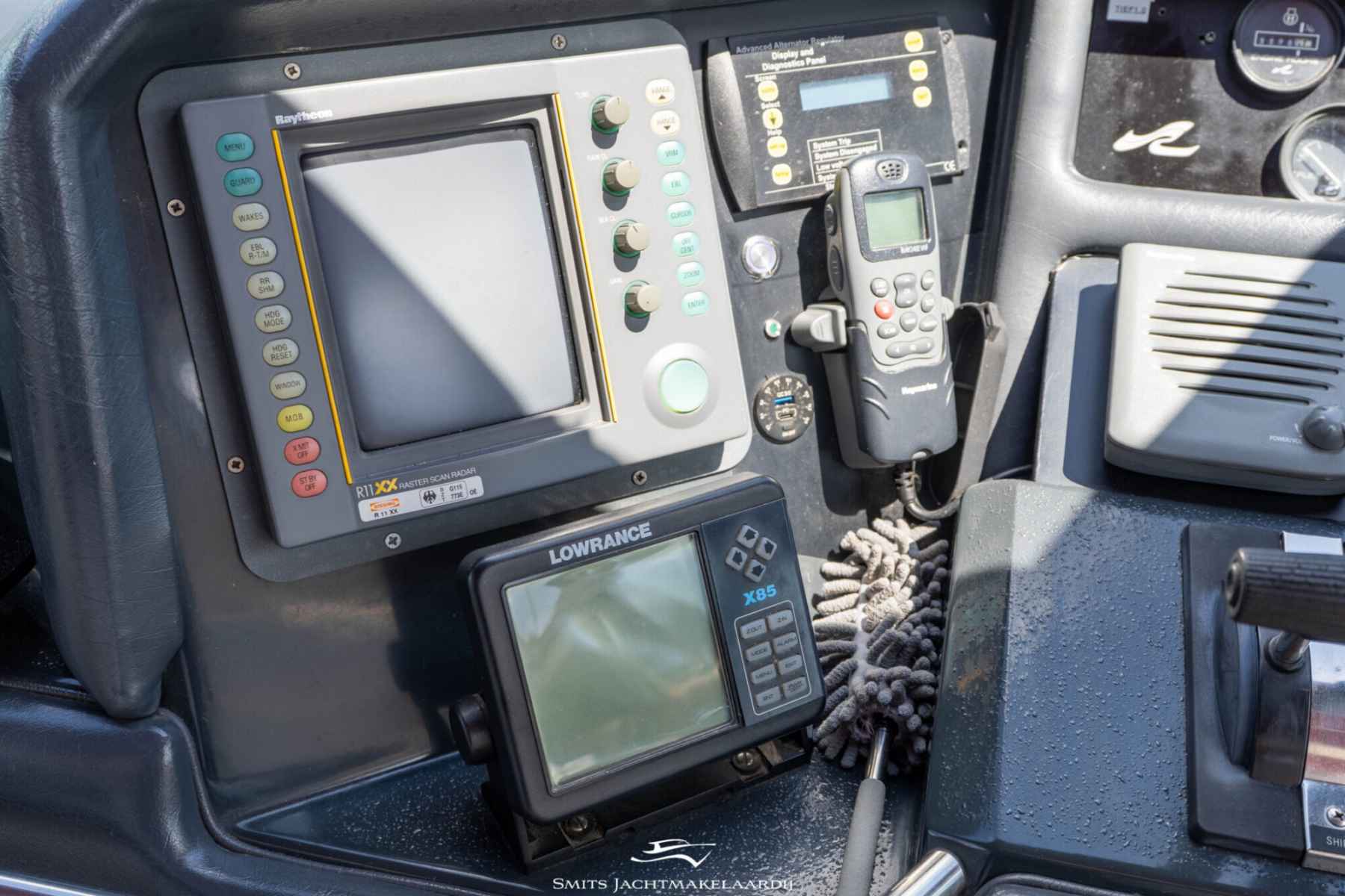 Motorboot Sea Ray 370 Express Cruiser