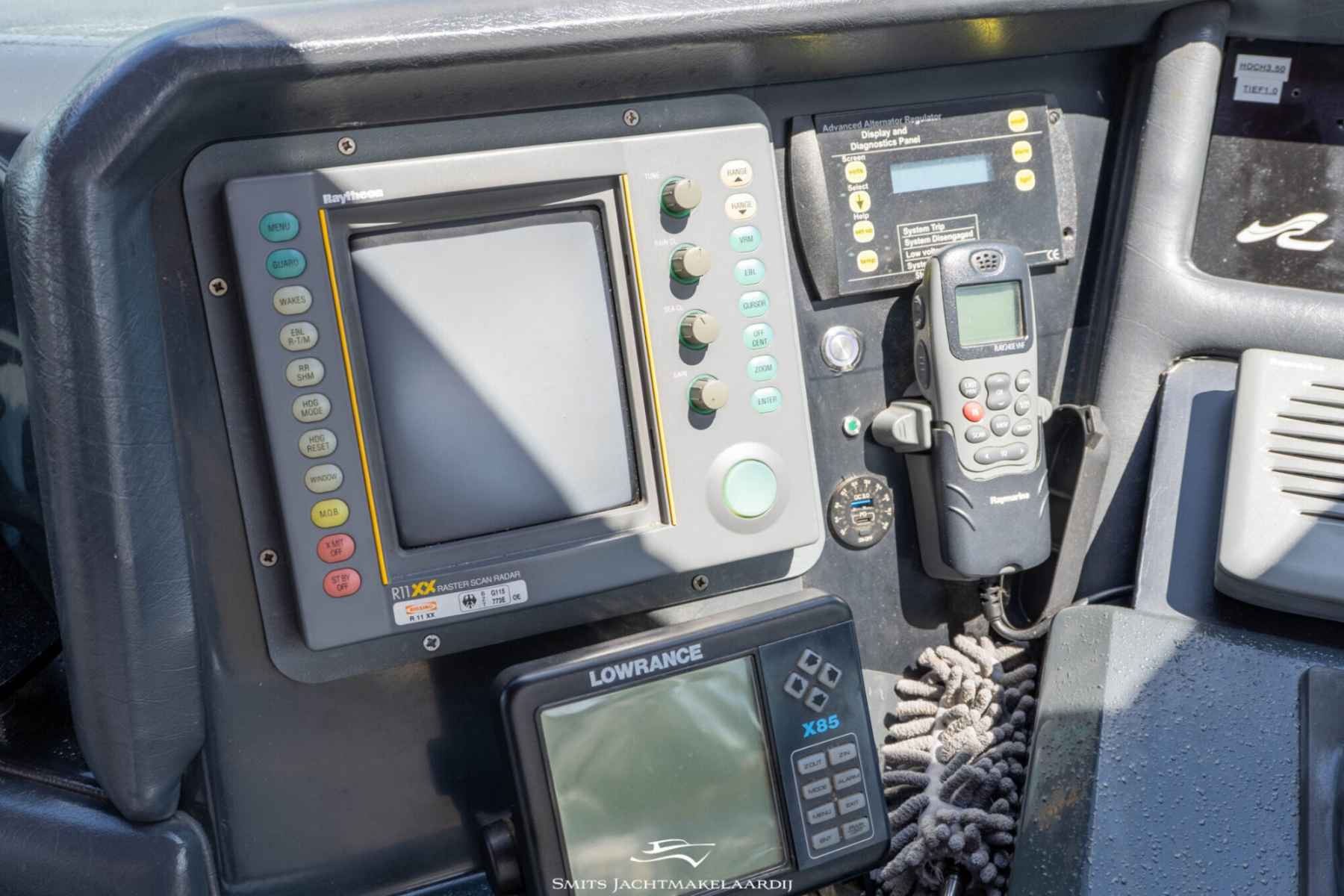 Motorboot Sea Ray 370 Express Cruiser
