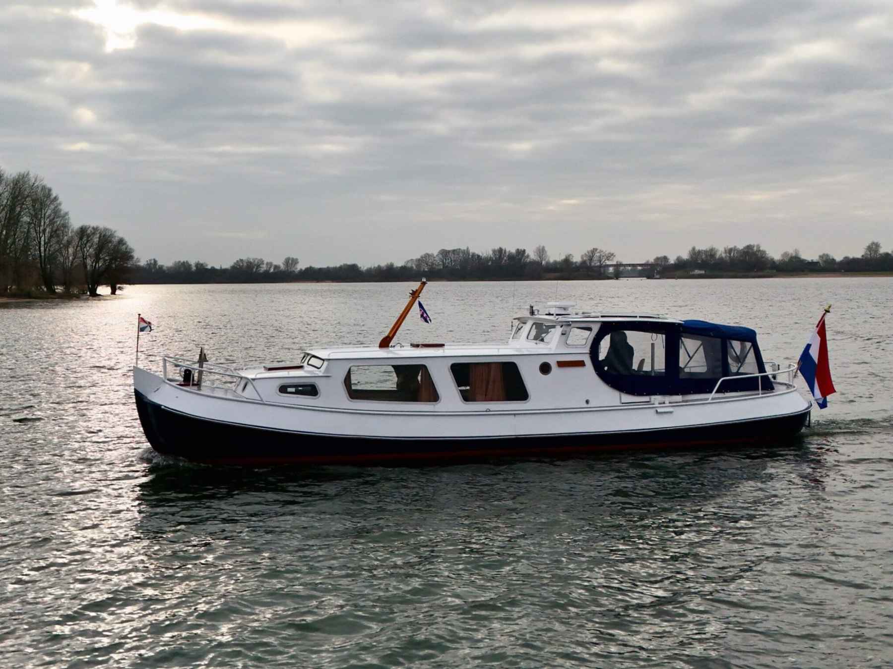 Motorboot Motortjalk 11.00 OK