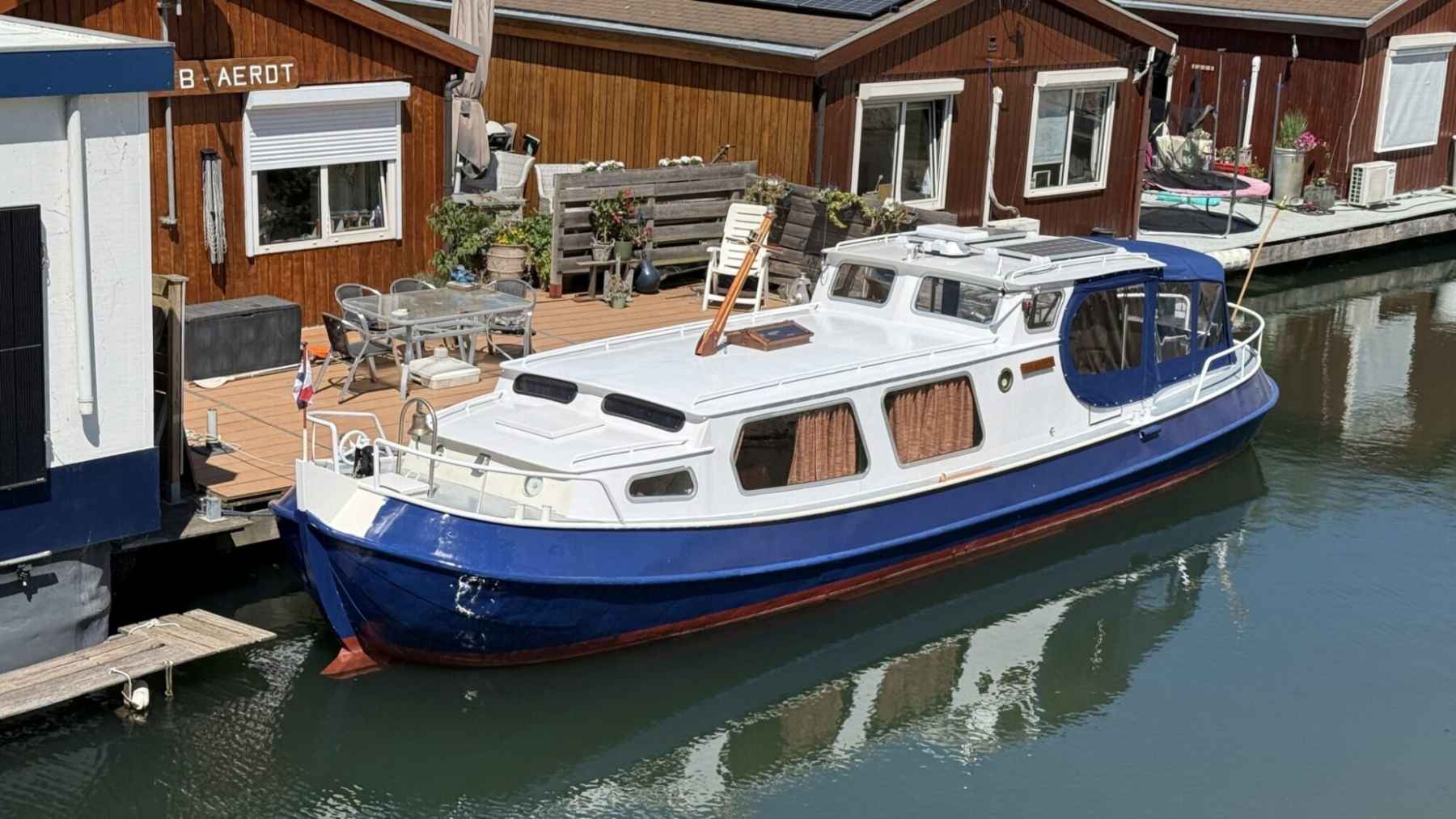 Motorboot Motortjalk 11.00 OK