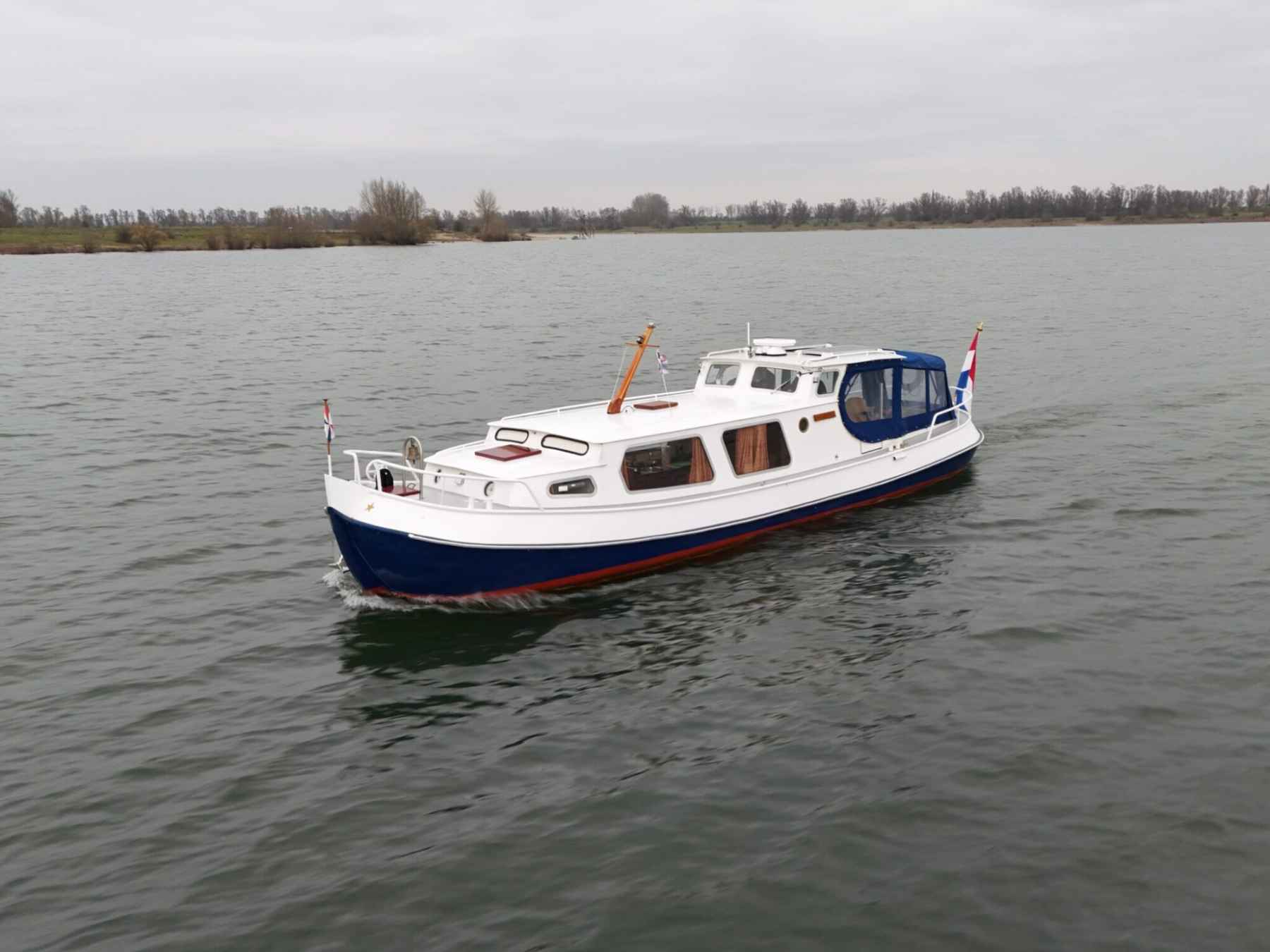 Motorboot Motortjalk 11.00 OK
