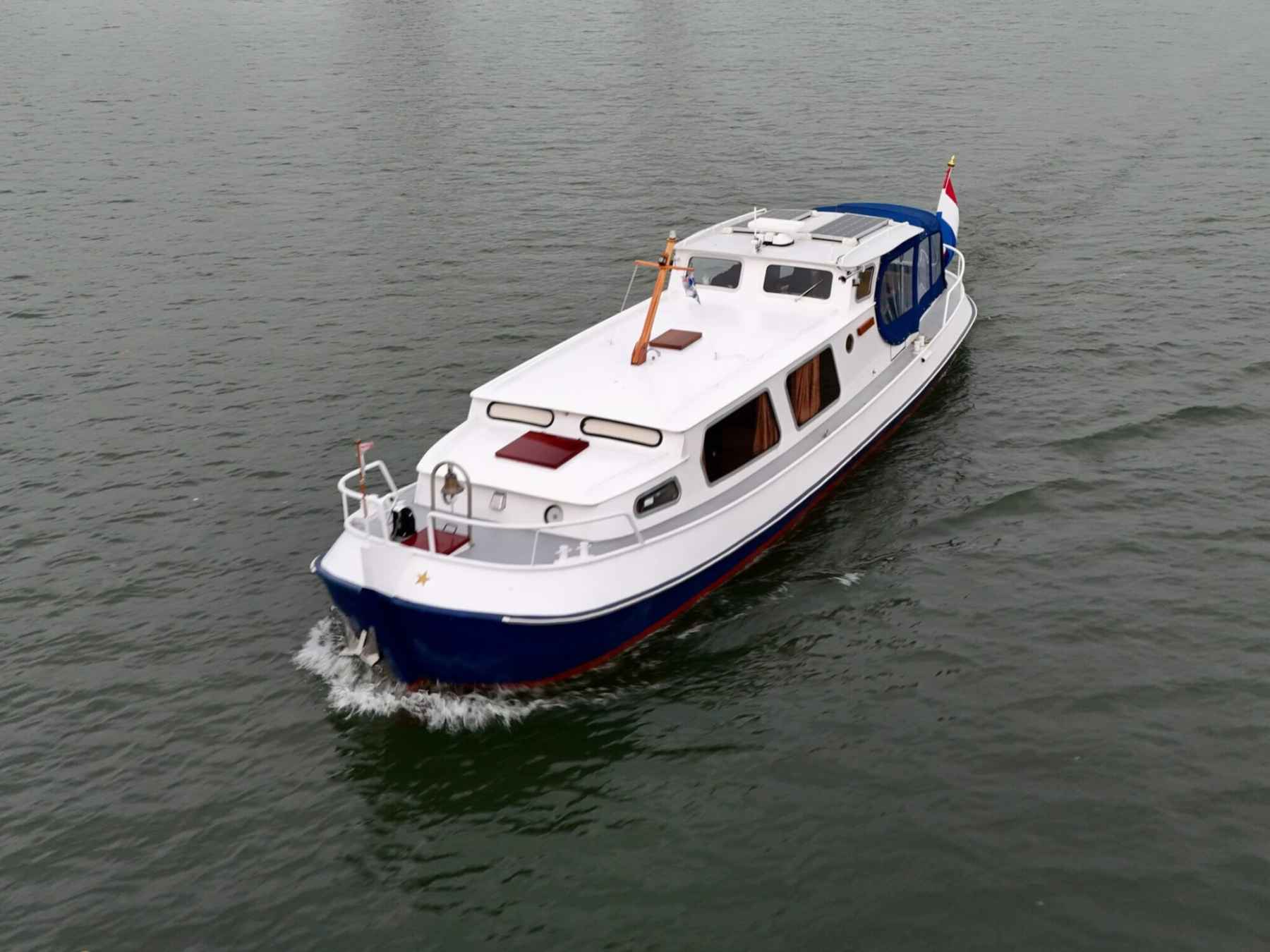 Motorboot Motortjalk 11.00 OK