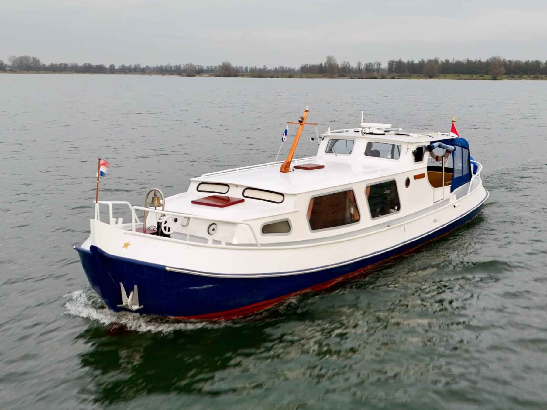 Motorboot Motortjalk 11.00 OK
