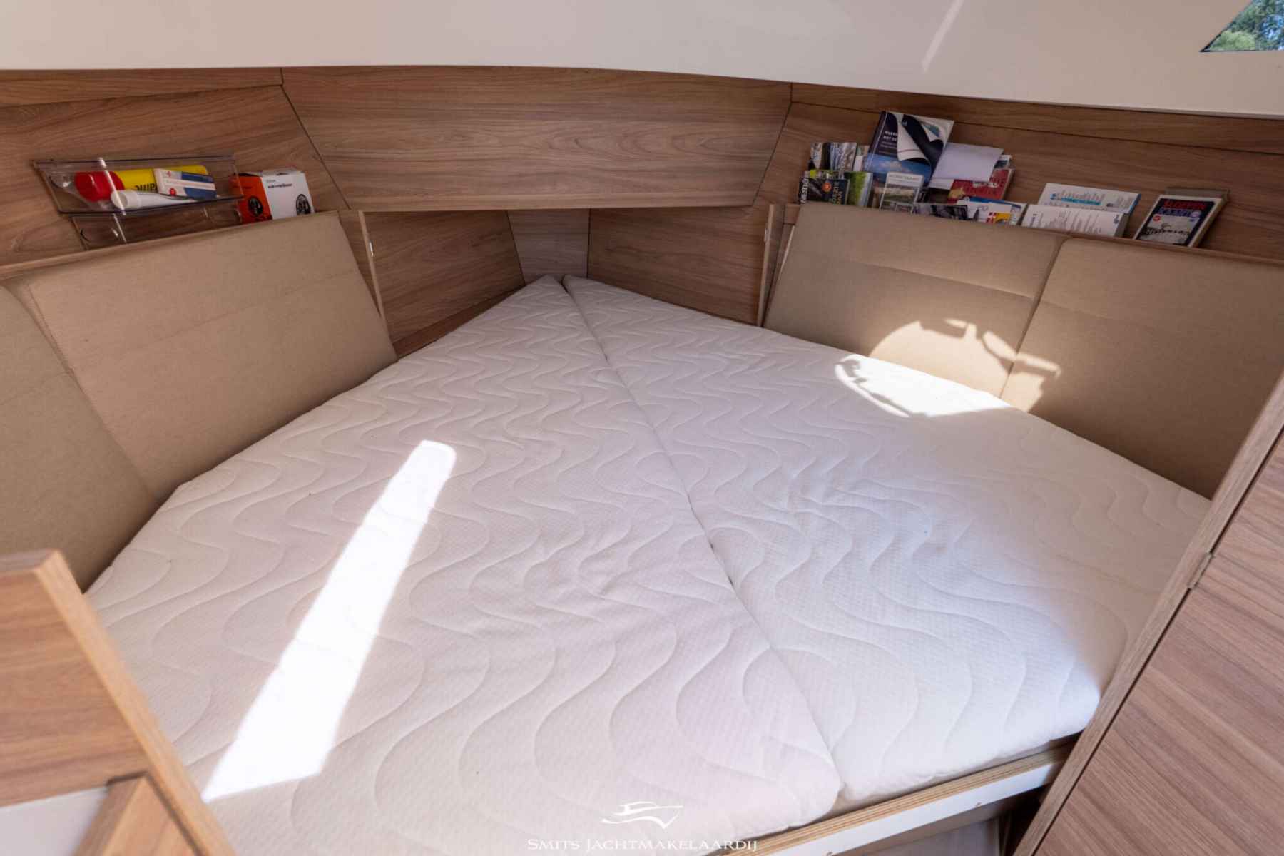 Motorboot Antaris Seventy7 Cabin