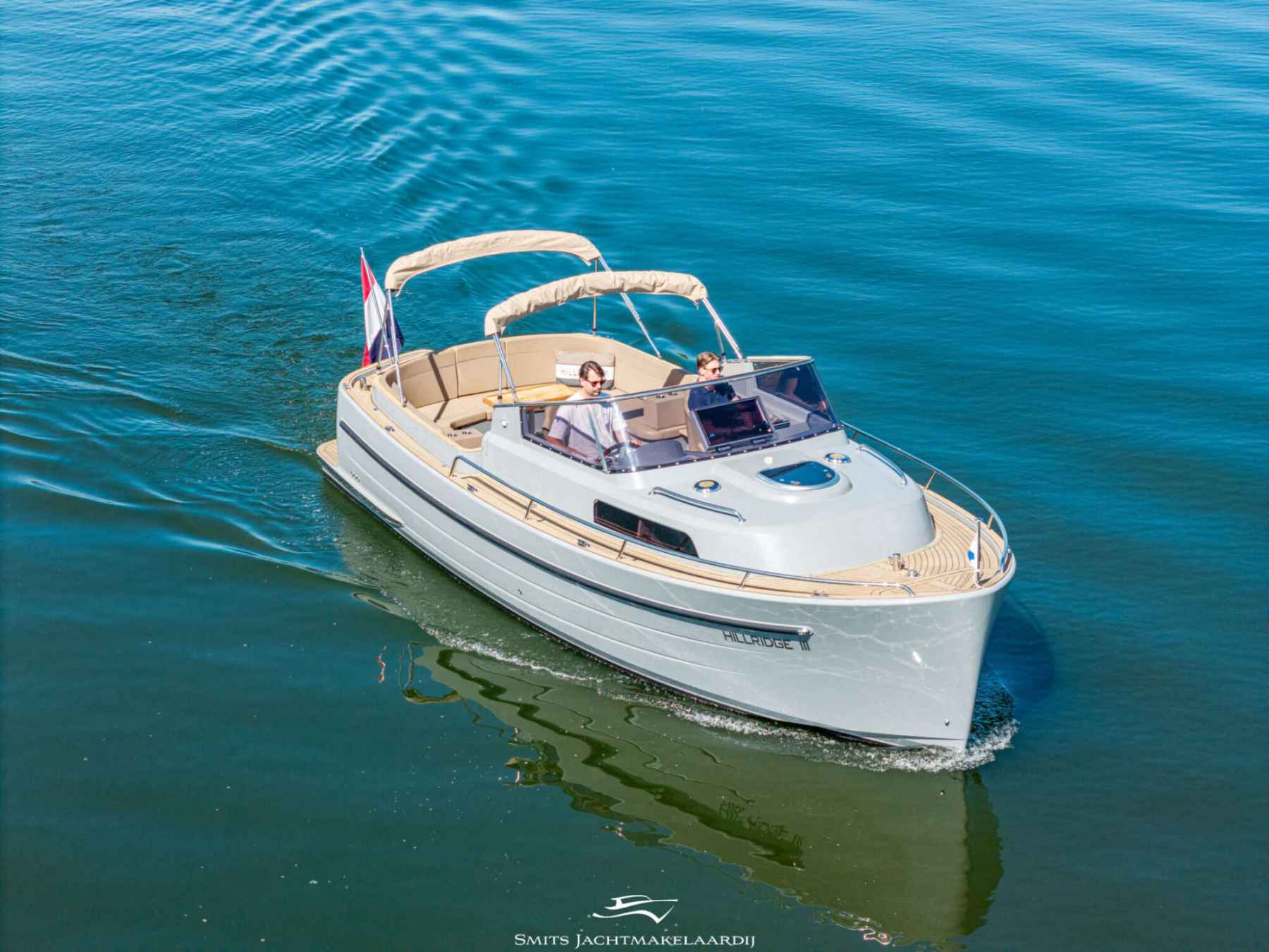 Motorboot Antaris Seventy7 Cabin