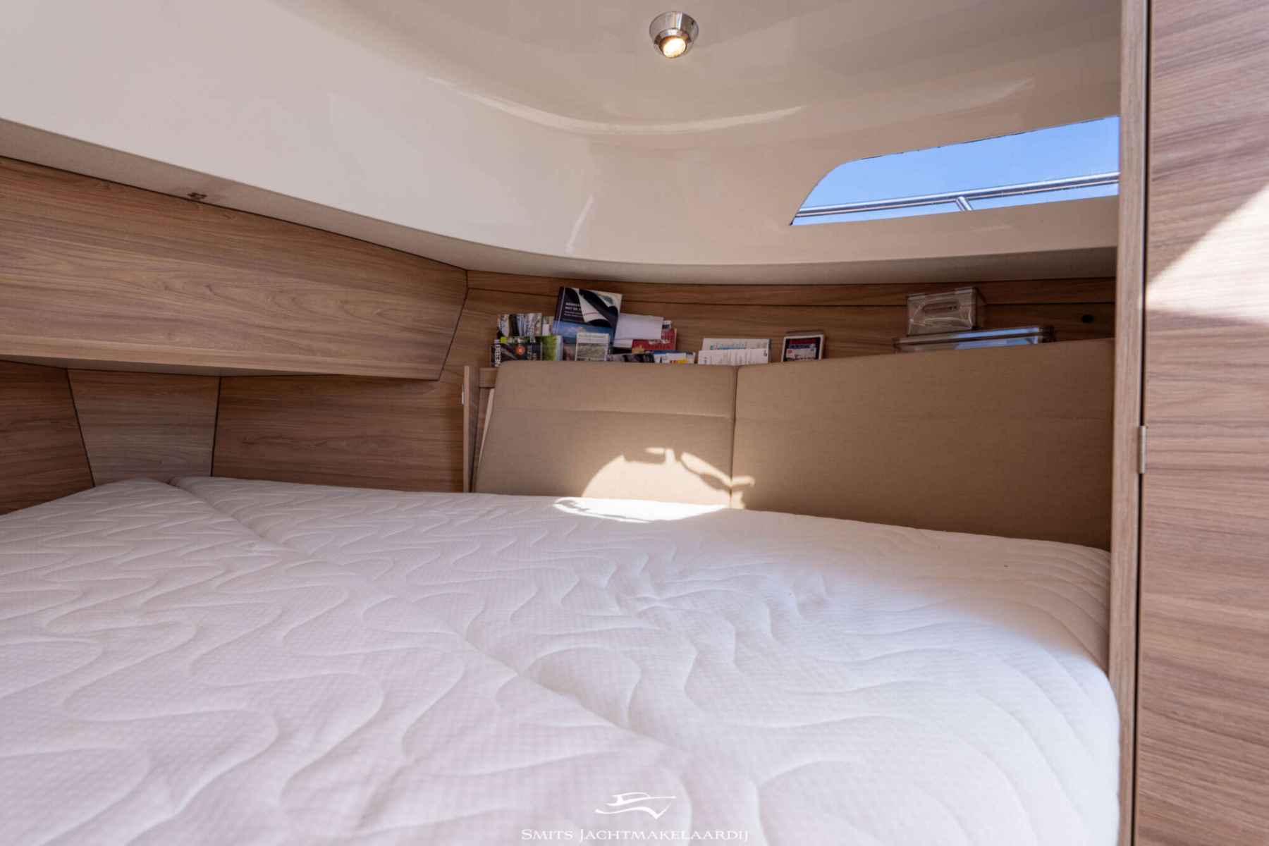 Motorboot Antaris Seventy7 Cabin