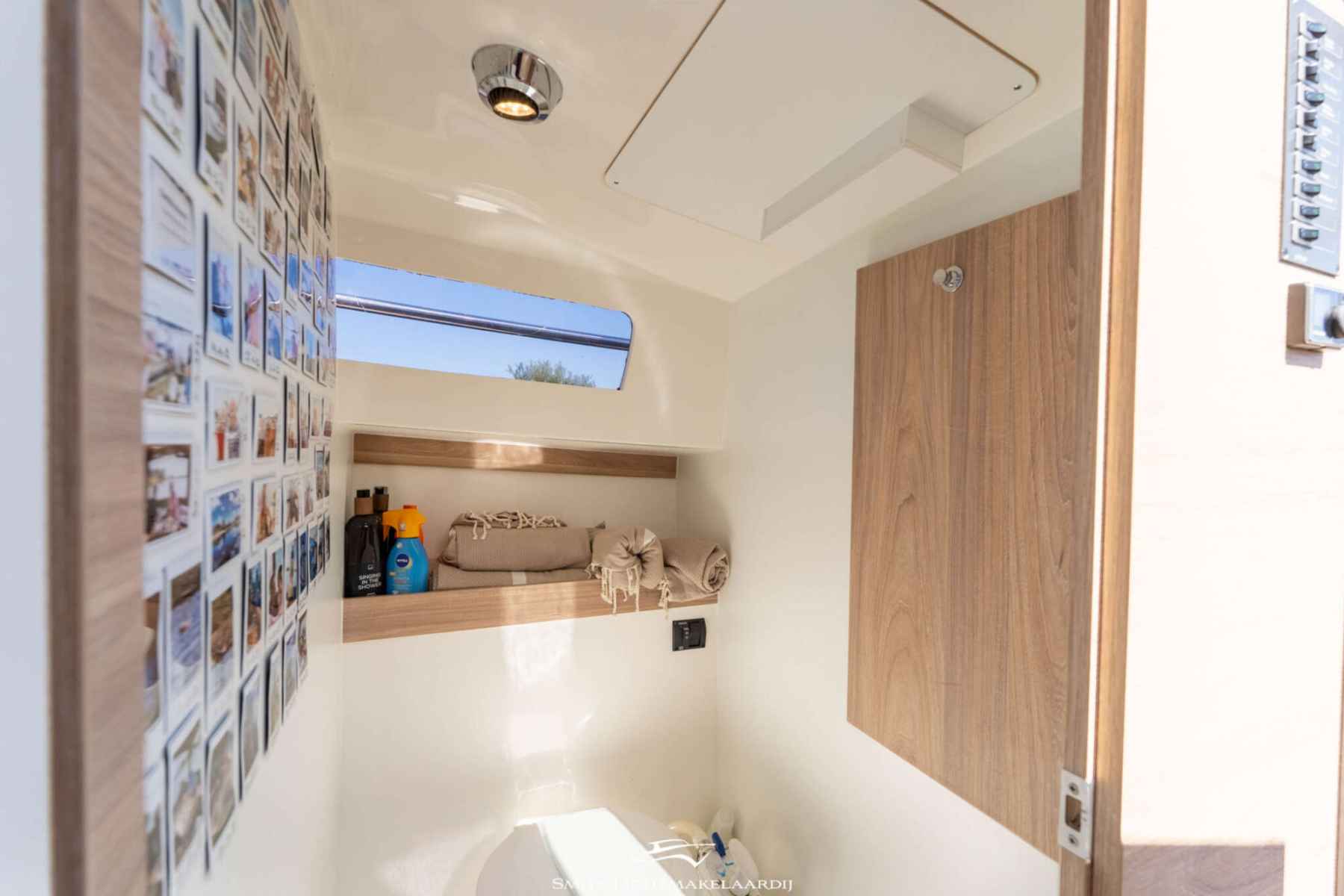 Motorboot Antaris Seventy7 Cabin