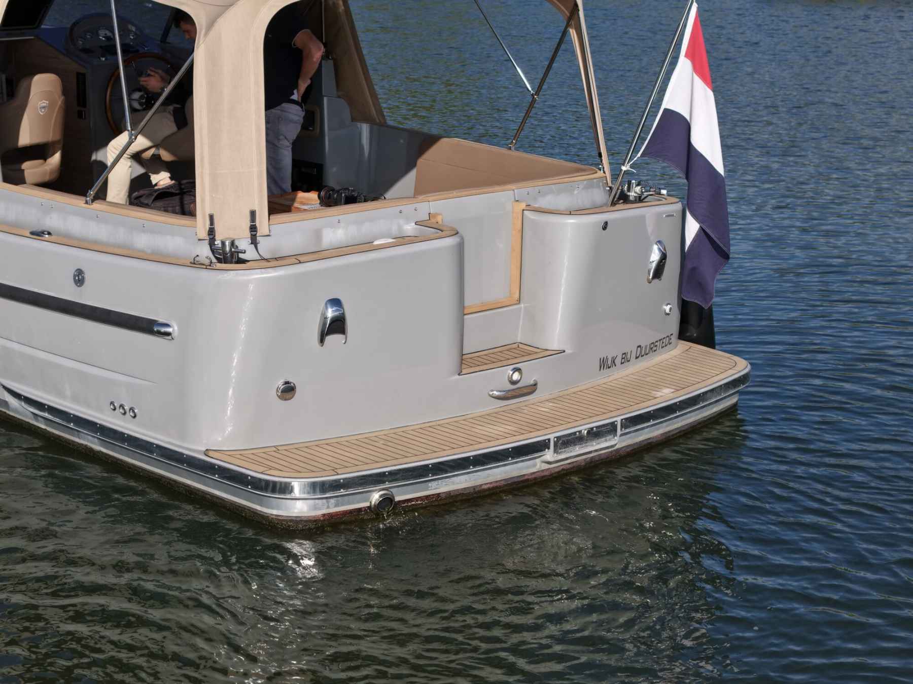 Motorboot Antaris Seventy7 Cabin