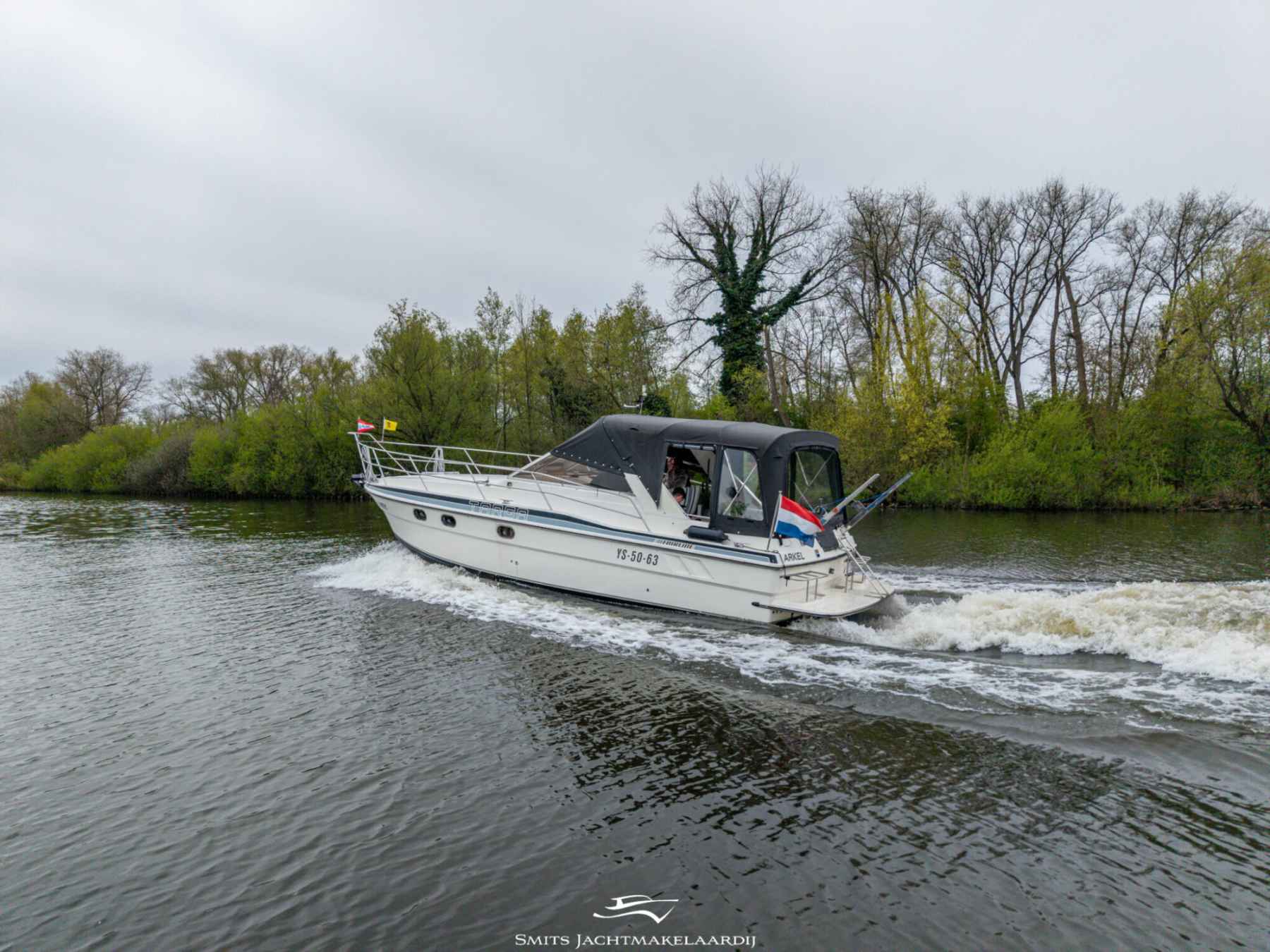 Motorboot Fairline Targa 33
