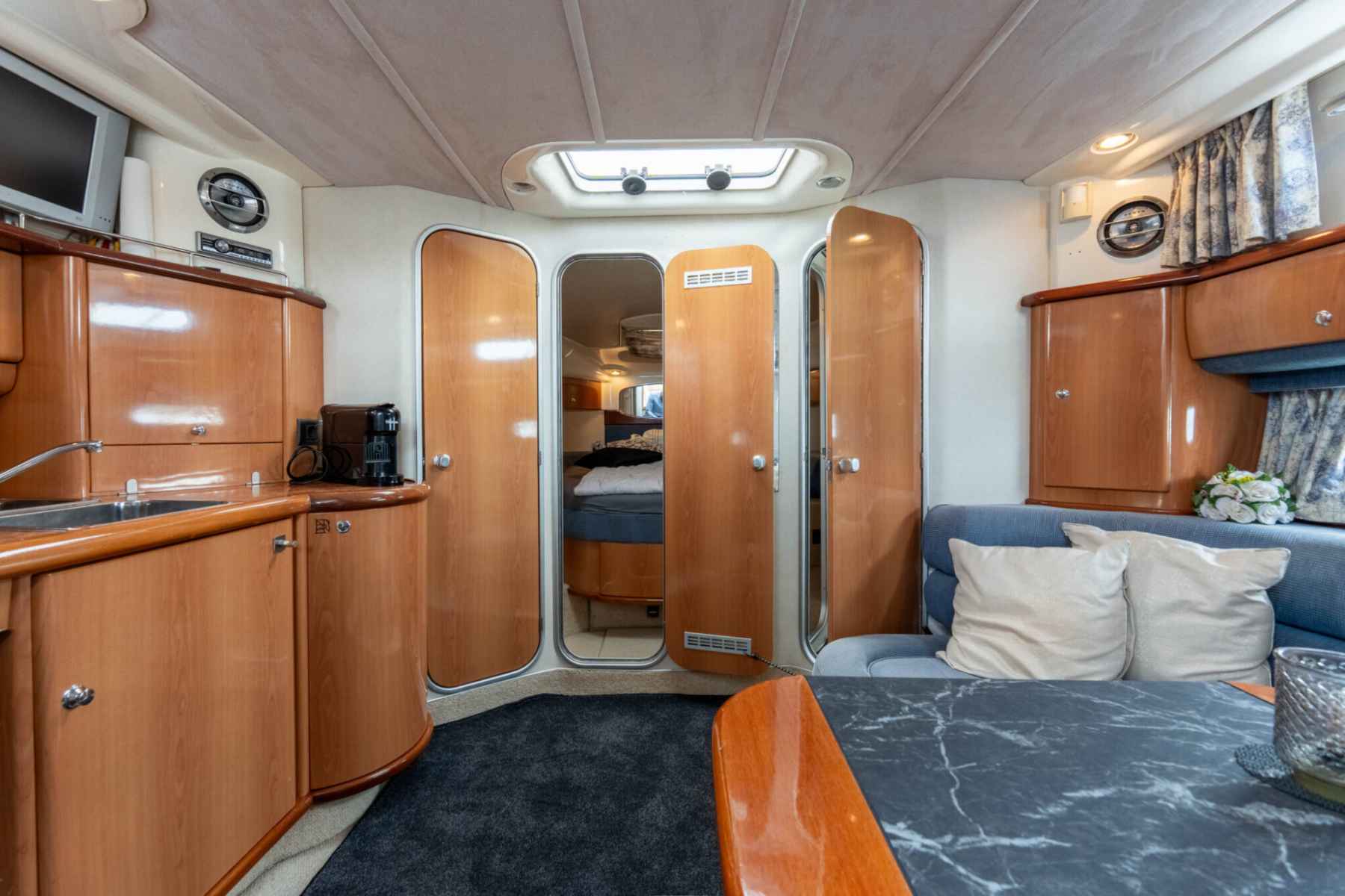 Motorboot Sealine S37