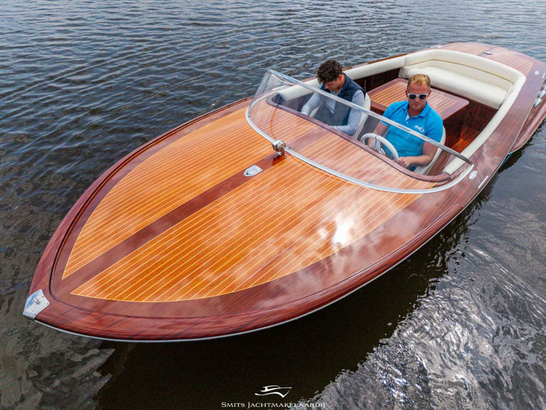 Motorboot Divank 635 type ‘Riva’
