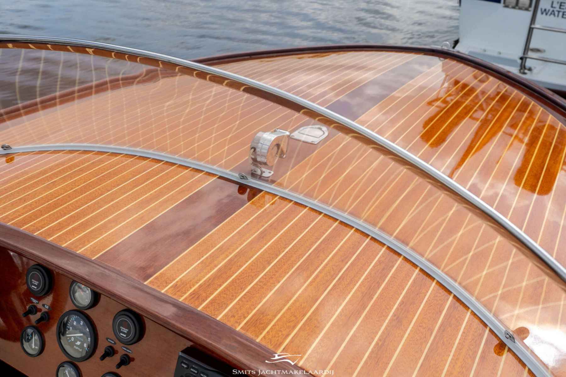 Motorboot Divank 635 type ‘Riva’