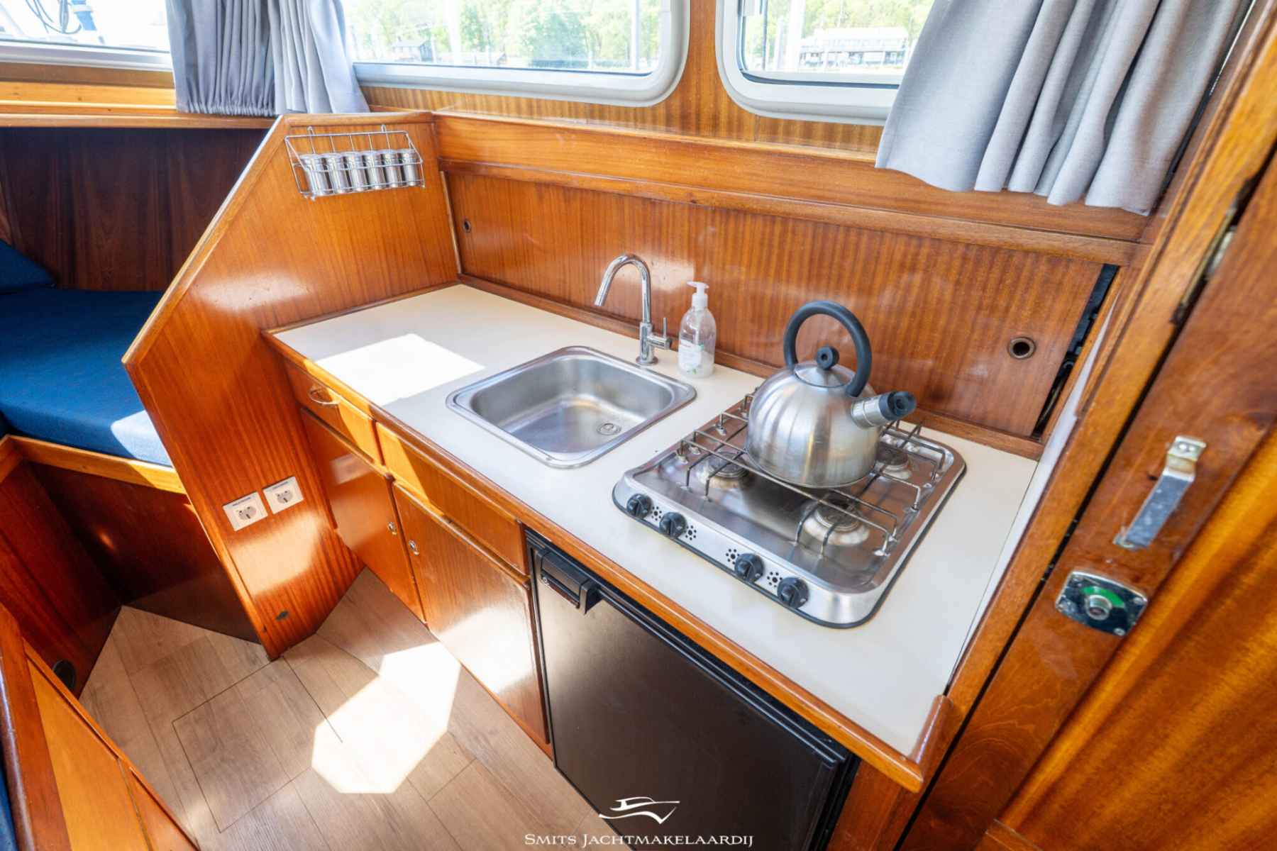 Motorboot Aquanaut 10.35 OK/AK